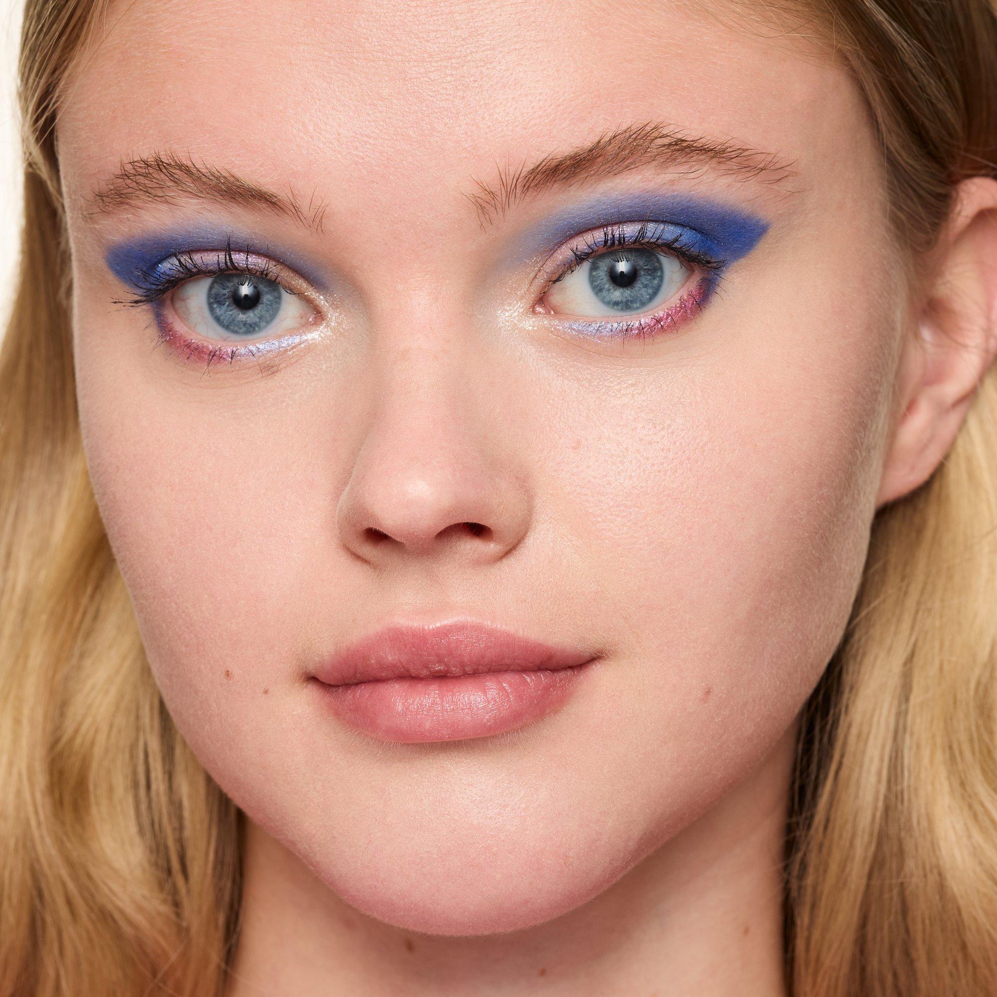 welcome to SIN CITY eyeshadow palette