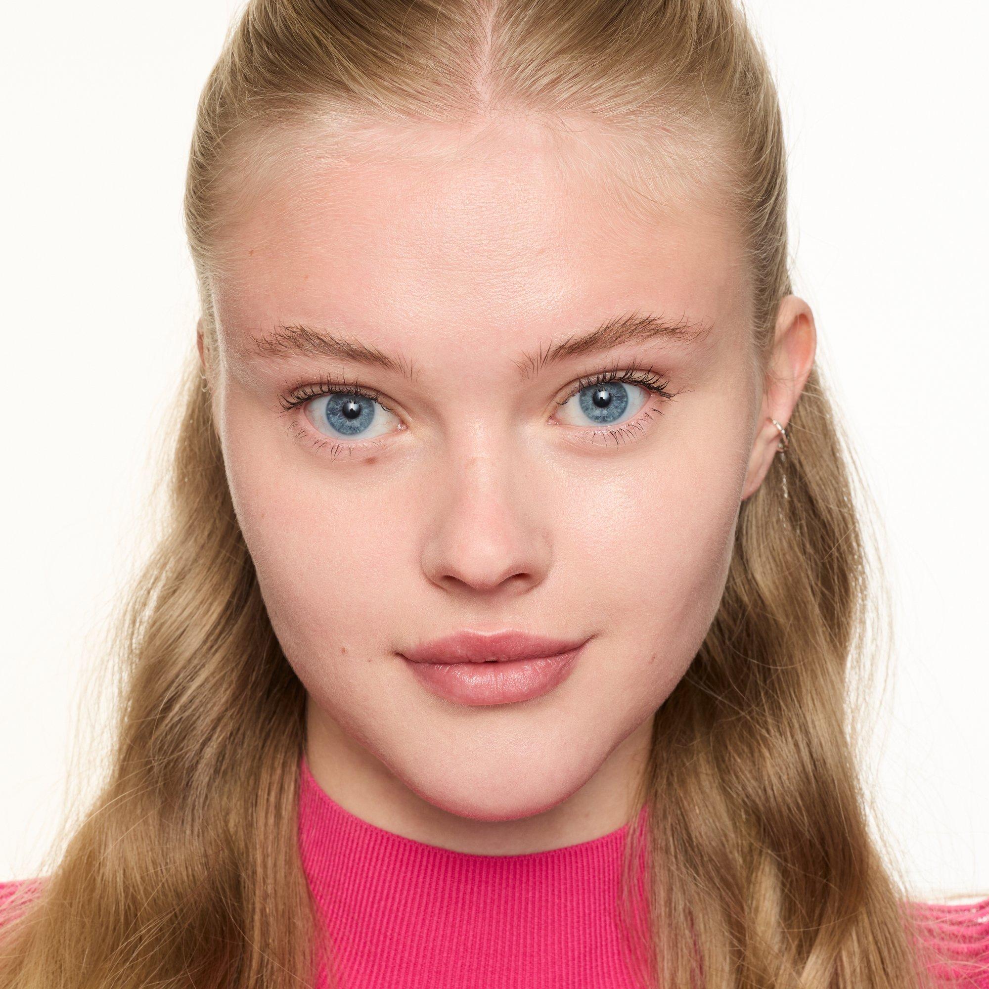 get BIG! lashes VOLUME BOOST WATERPROOF mascara