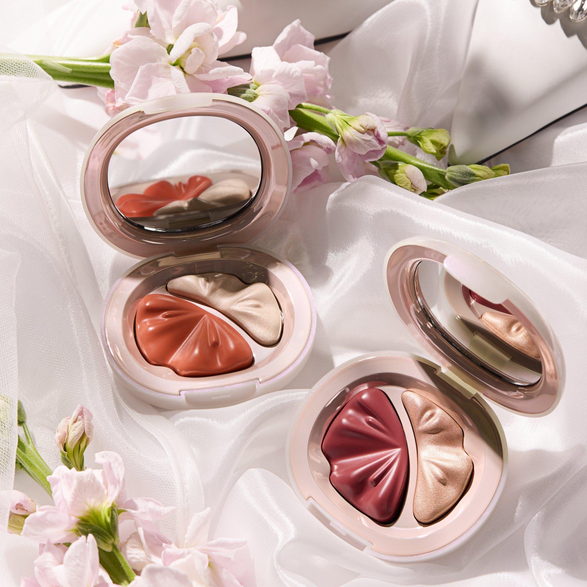 Skaistalai ir švytėjimo priemonė BRIDES & BESTIES Blush & Highlighter Duo