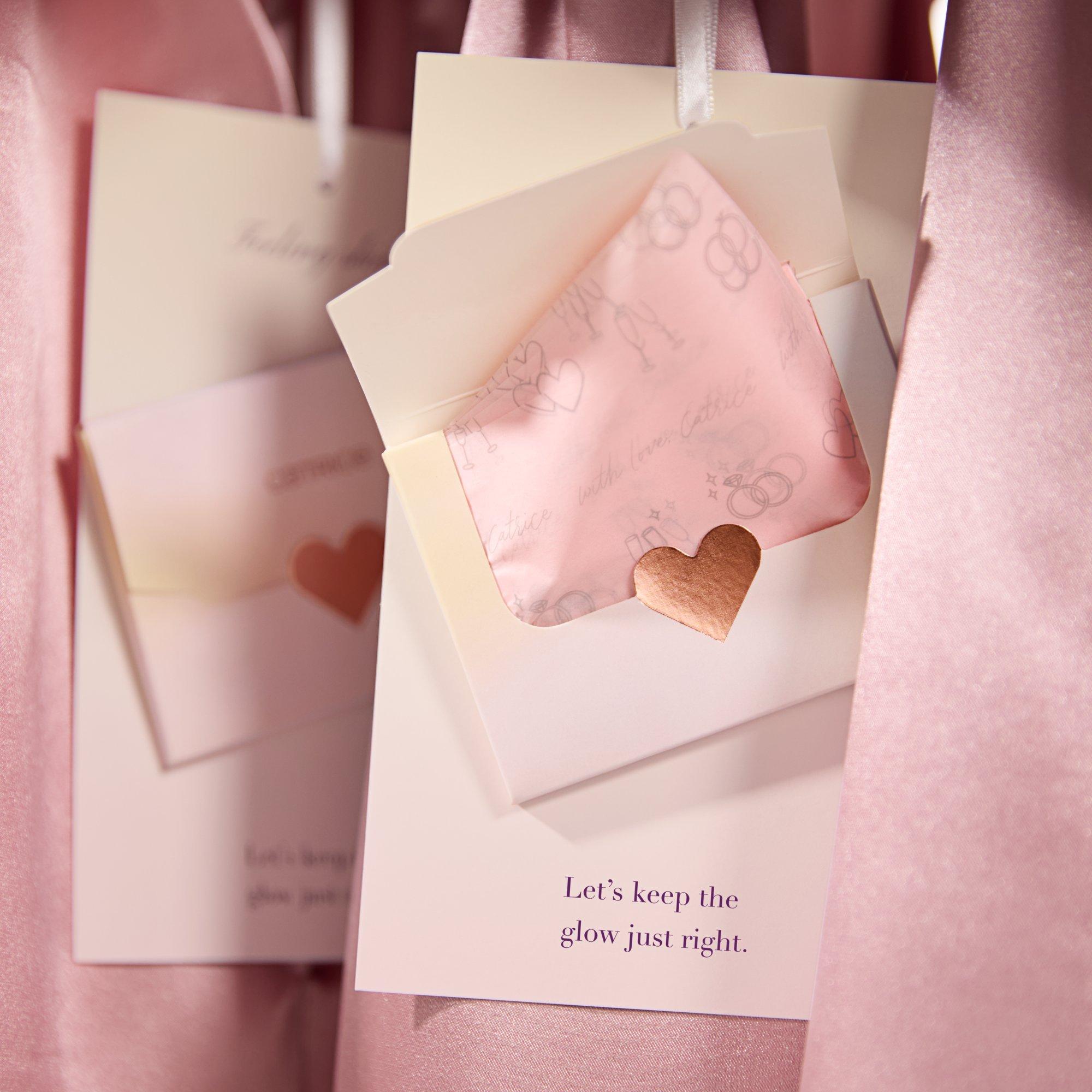 BRIDES & BESTIES Glow Control Blotting Paper