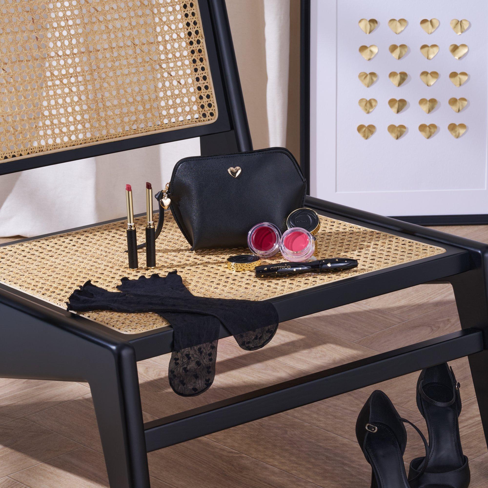 VALENTINE WHO? Make-Up Bag