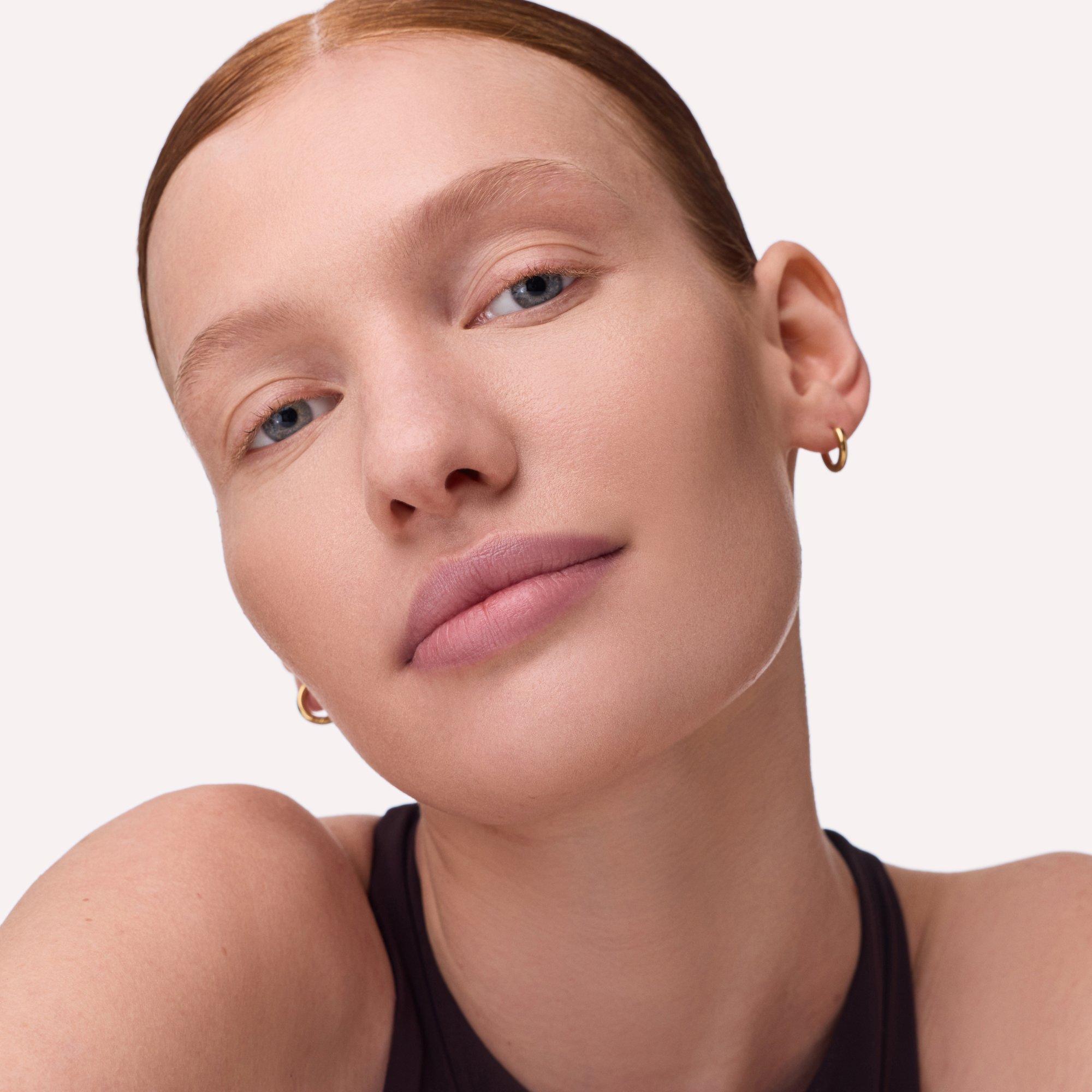 Skin Like Luminous Тональна база
