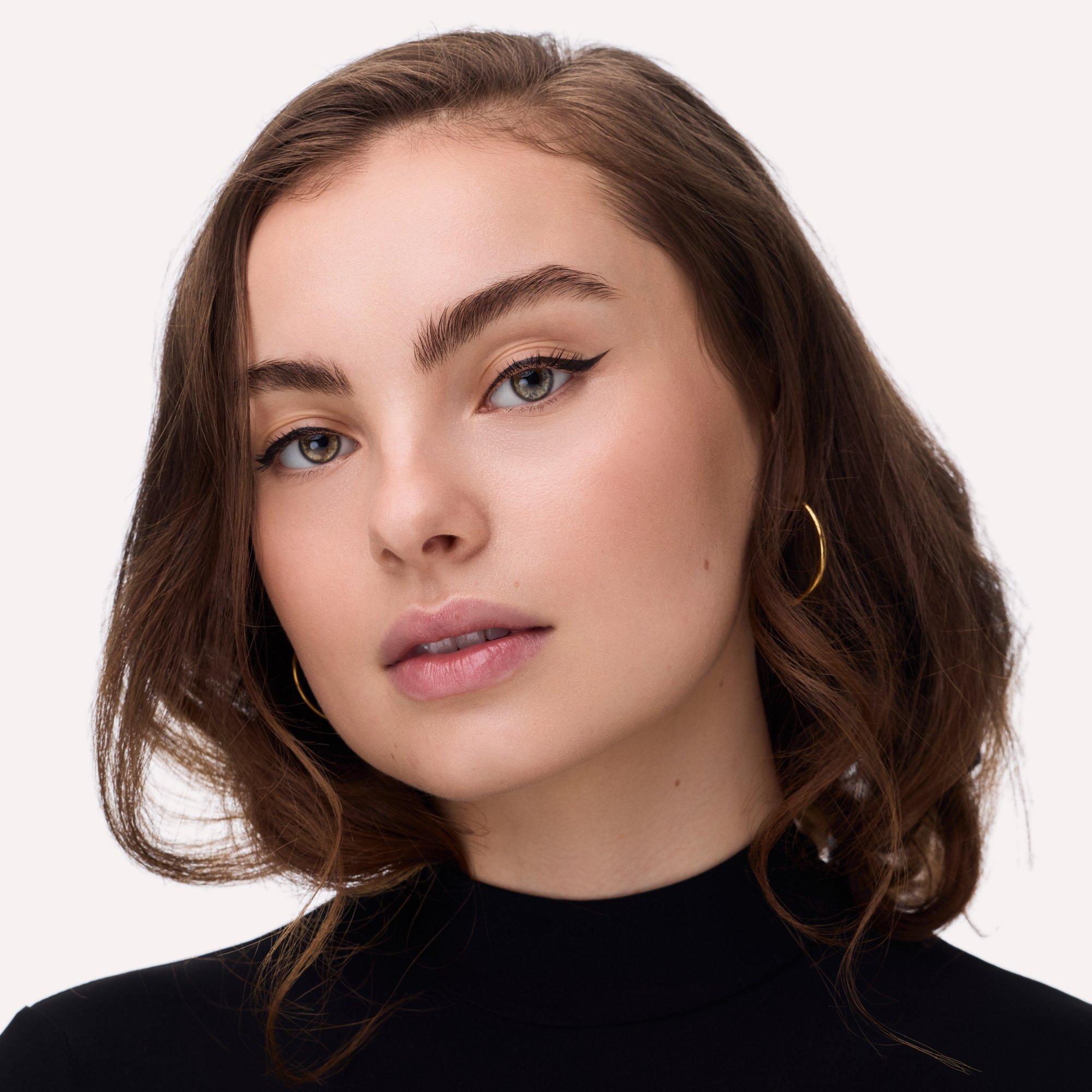 Hyper Liner Brush Eyeliner Waterproof
