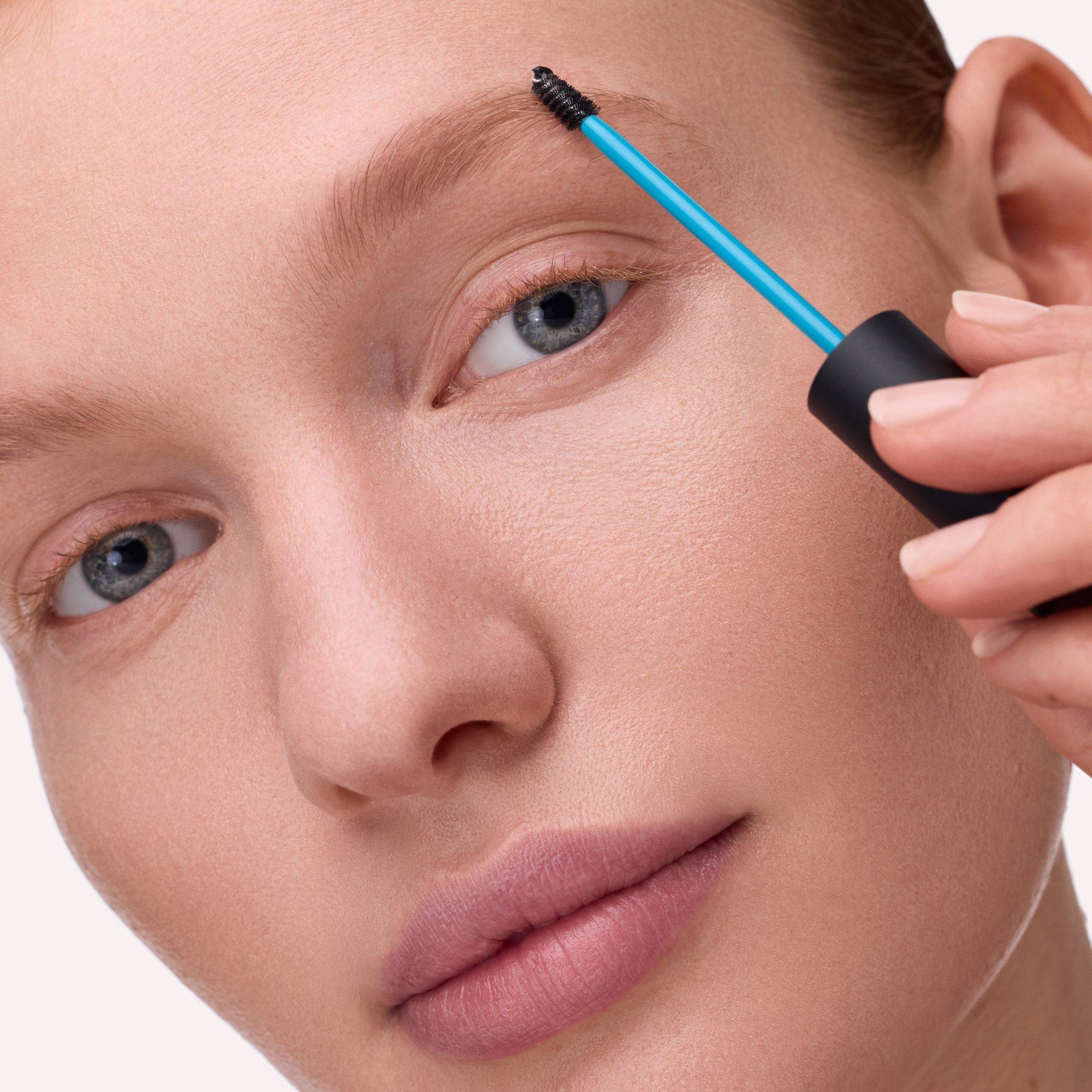 Power Fix Brow Gel – Application Full Face Fair - Product item 7 of 9