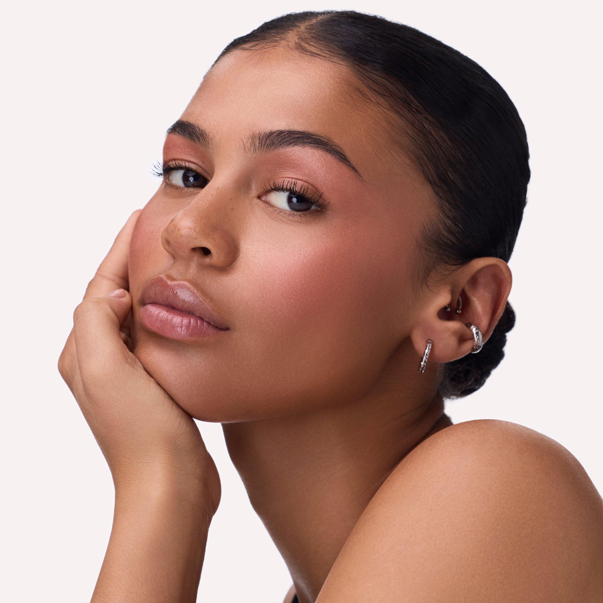 Eye Blusher Рідкі тіні для повік