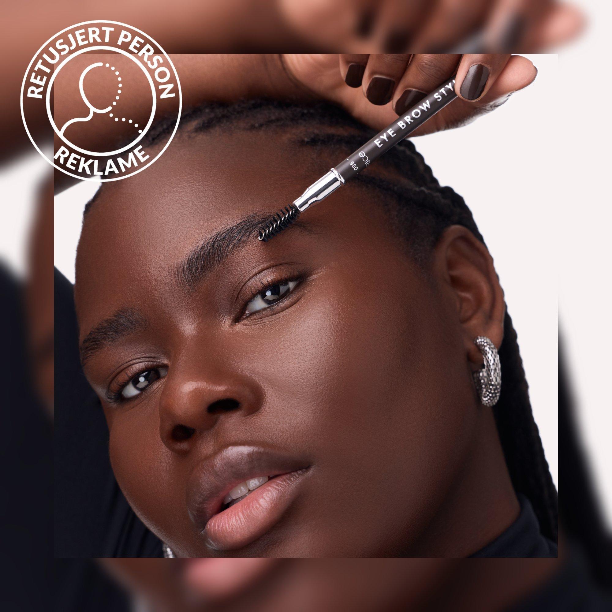 Eye Brow Stylist