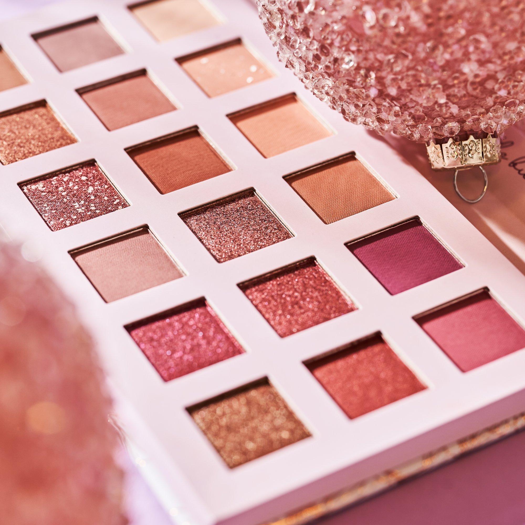 Blooming Wings eyeshadow palette