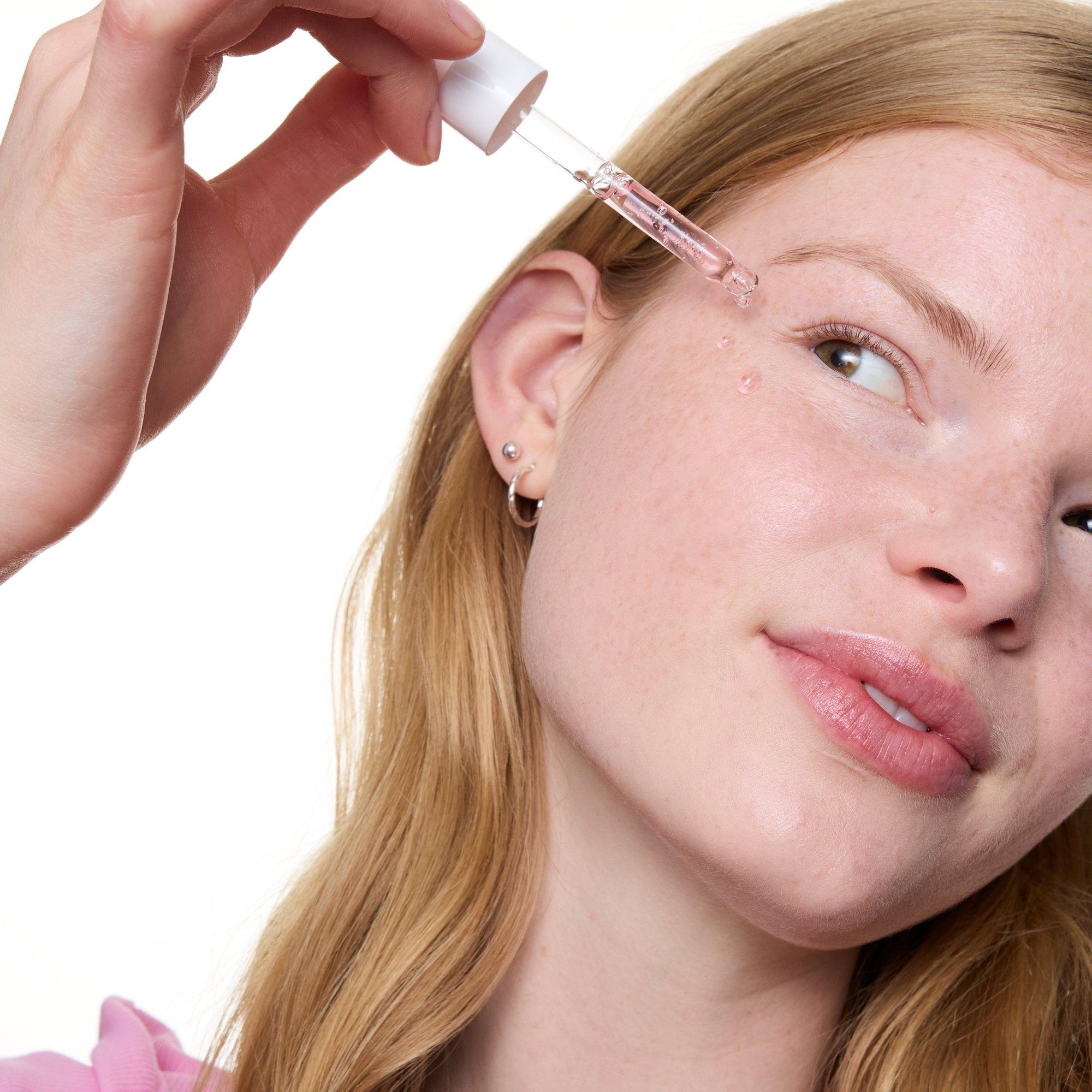 podkladové sérum pore MINIMIZING – Application Full Face Fair - Product item 7 of 10