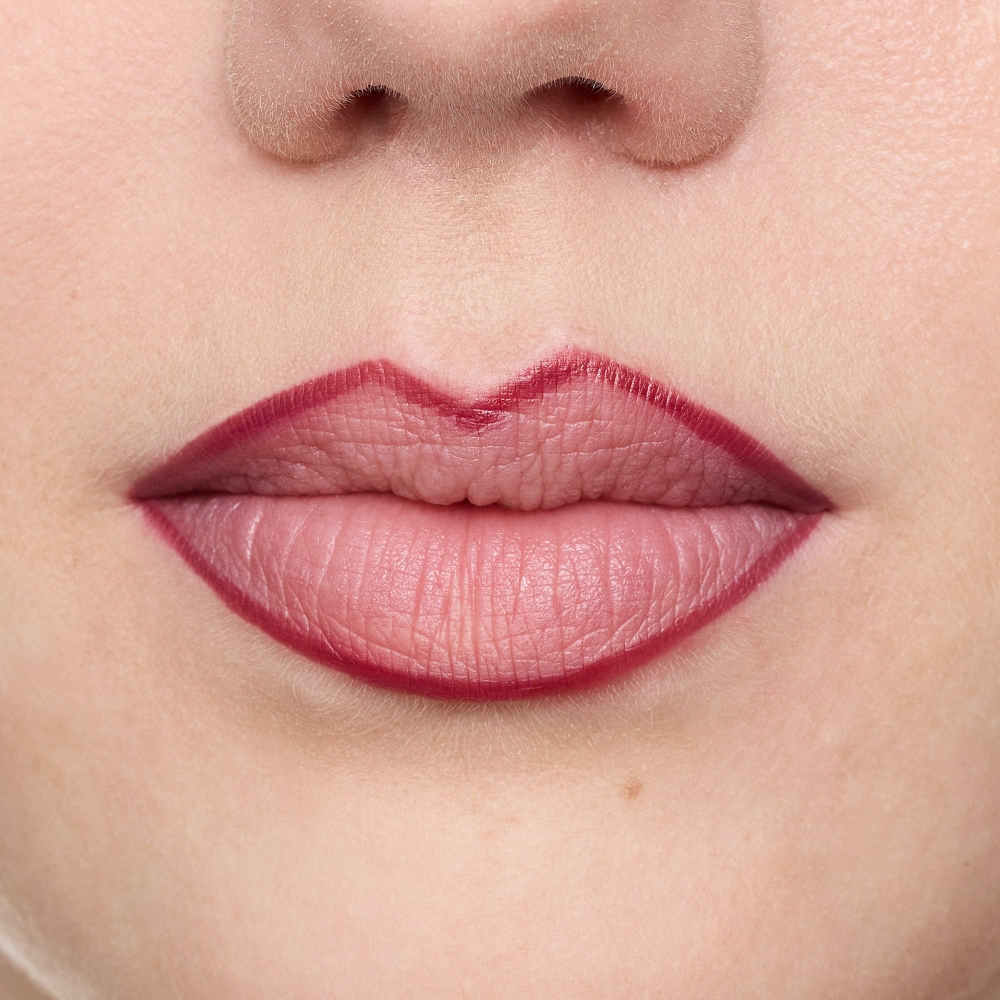 line & STAIN! TATTOO LIP LINER