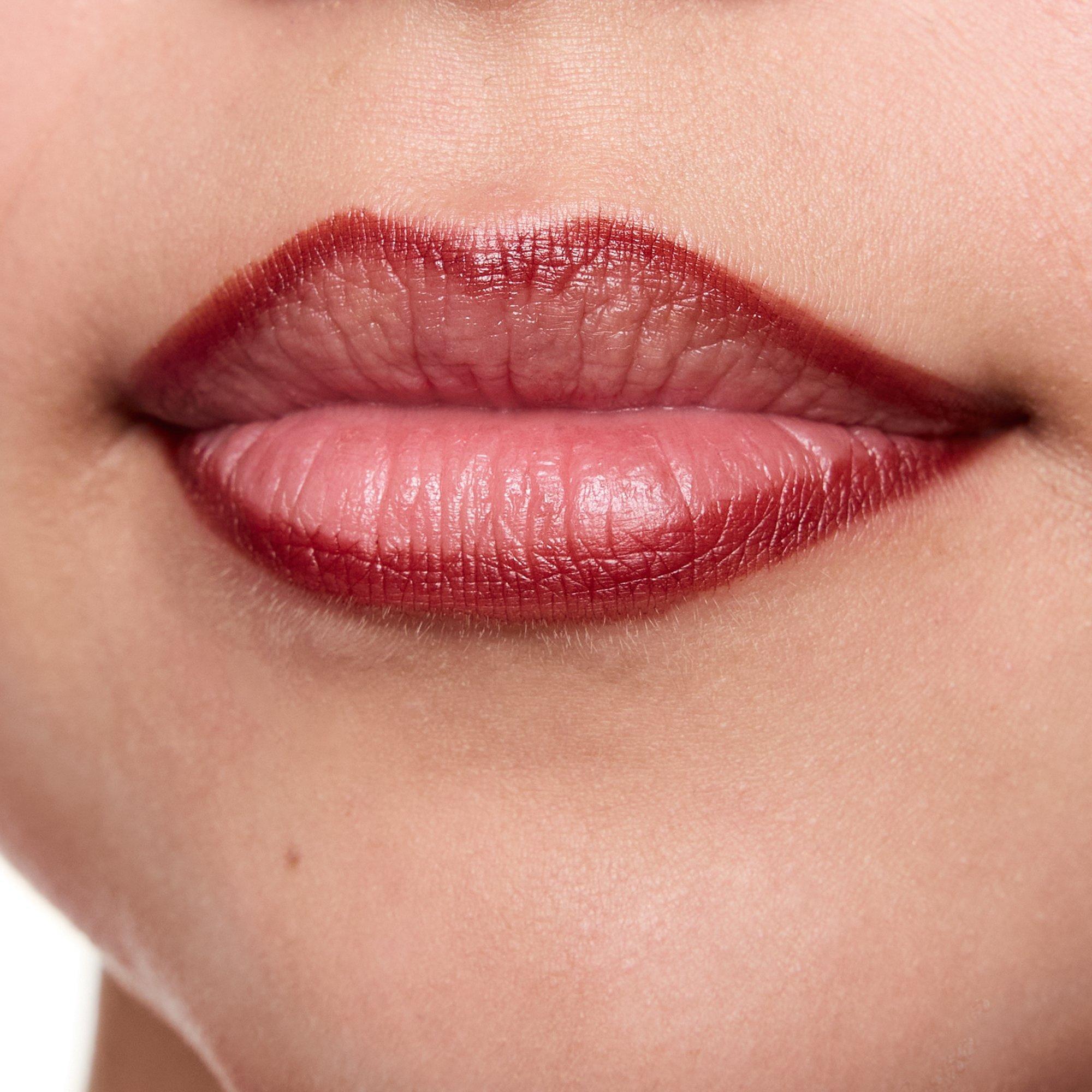 line & STAIN! TATTOO LIP LINER
