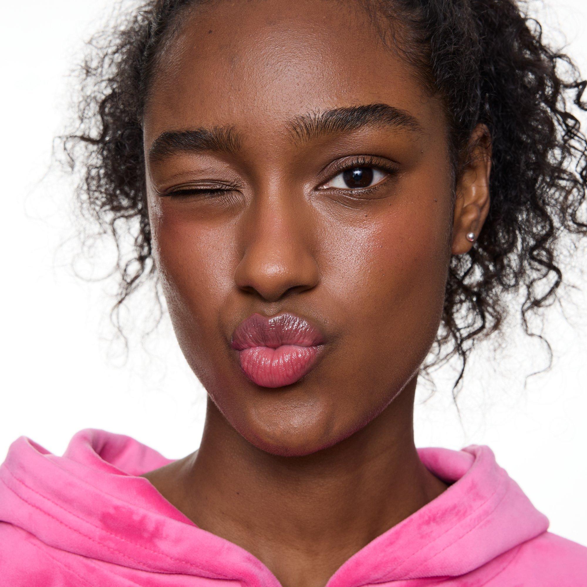 jelly POT lip & cheek balm – Application Full Face Dark - Product item 6 of 9