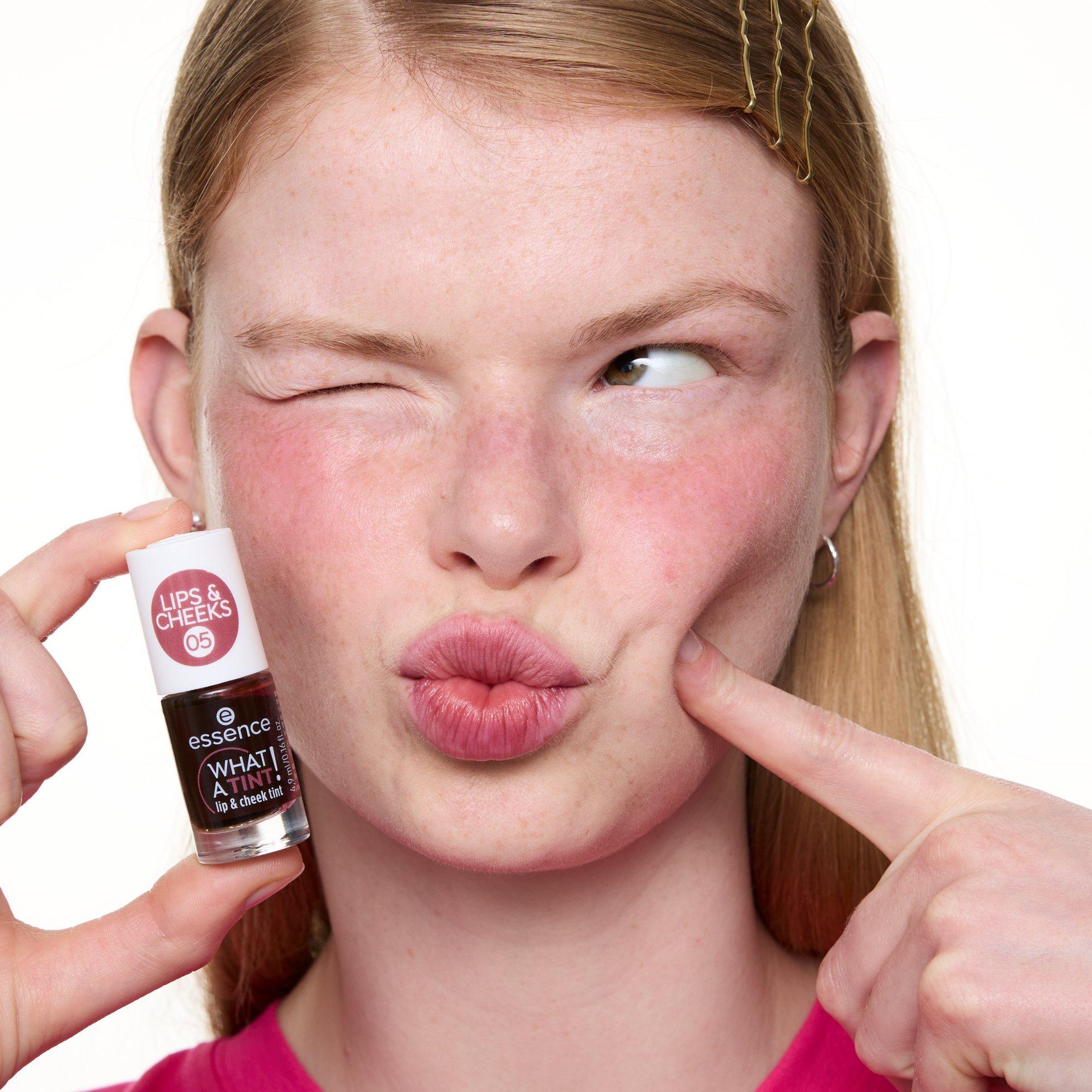 WHAT A TINT! lip & cheek tint – Application Full Face Fair - Product item 6 of 9