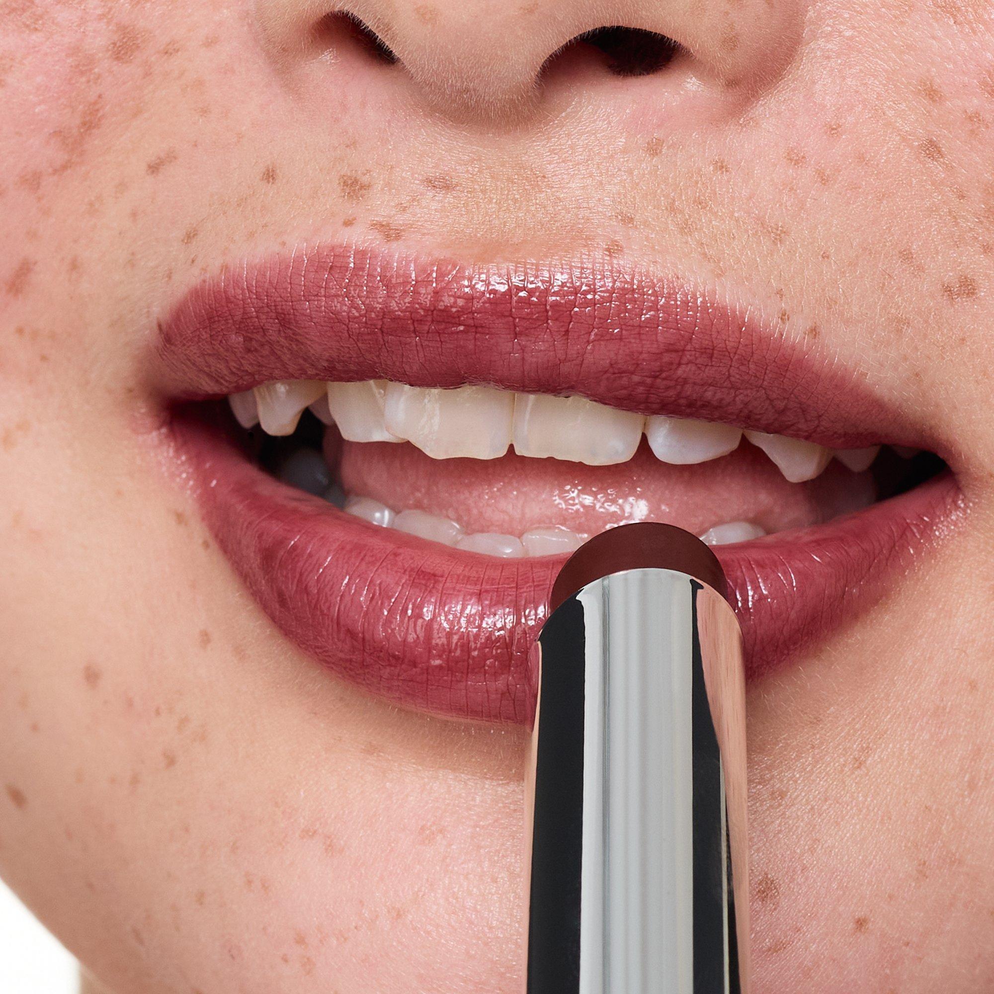hydra kiss LIP BALM