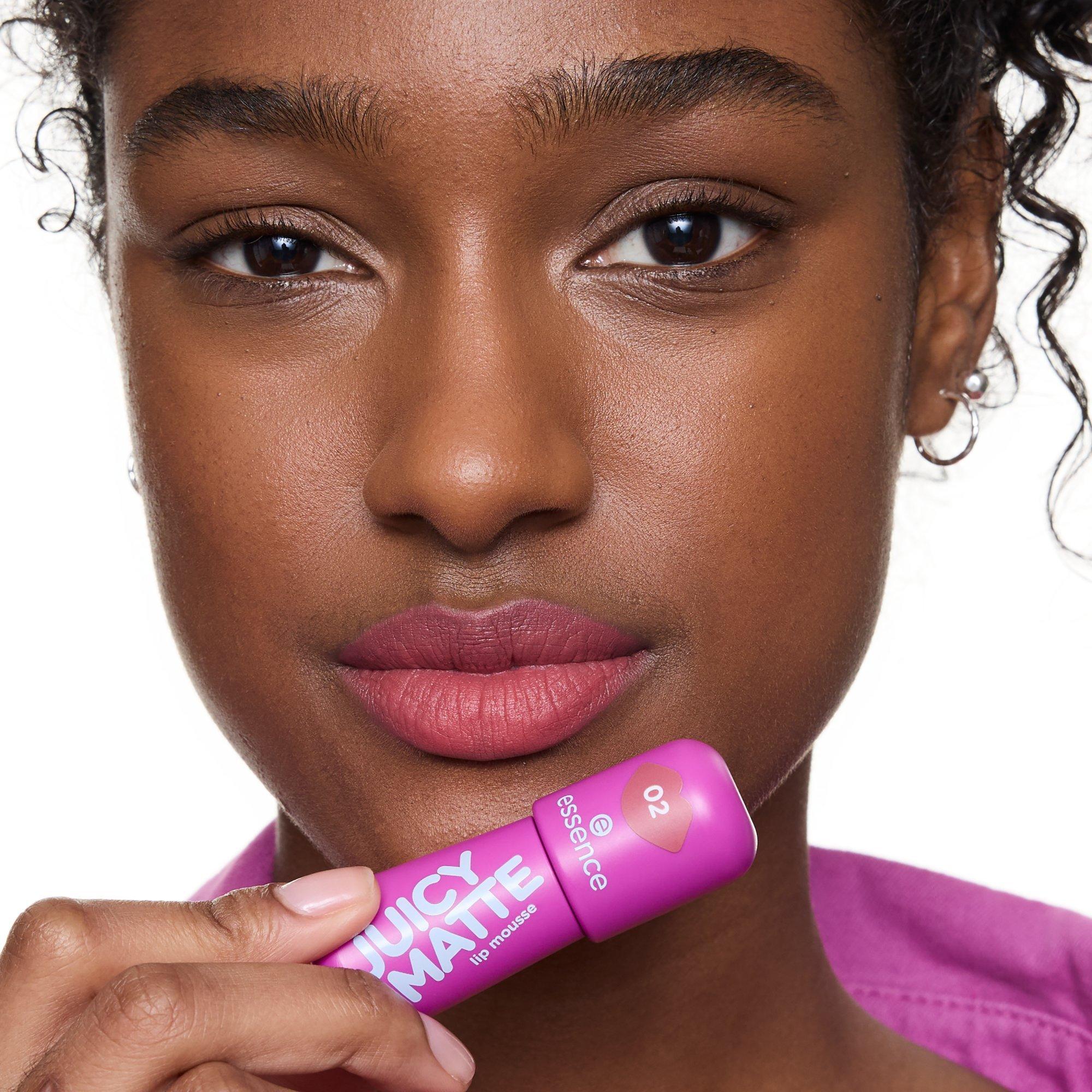 JUICY MATTE lip mousse – Application Full Face Dark - Product item 8 of 11