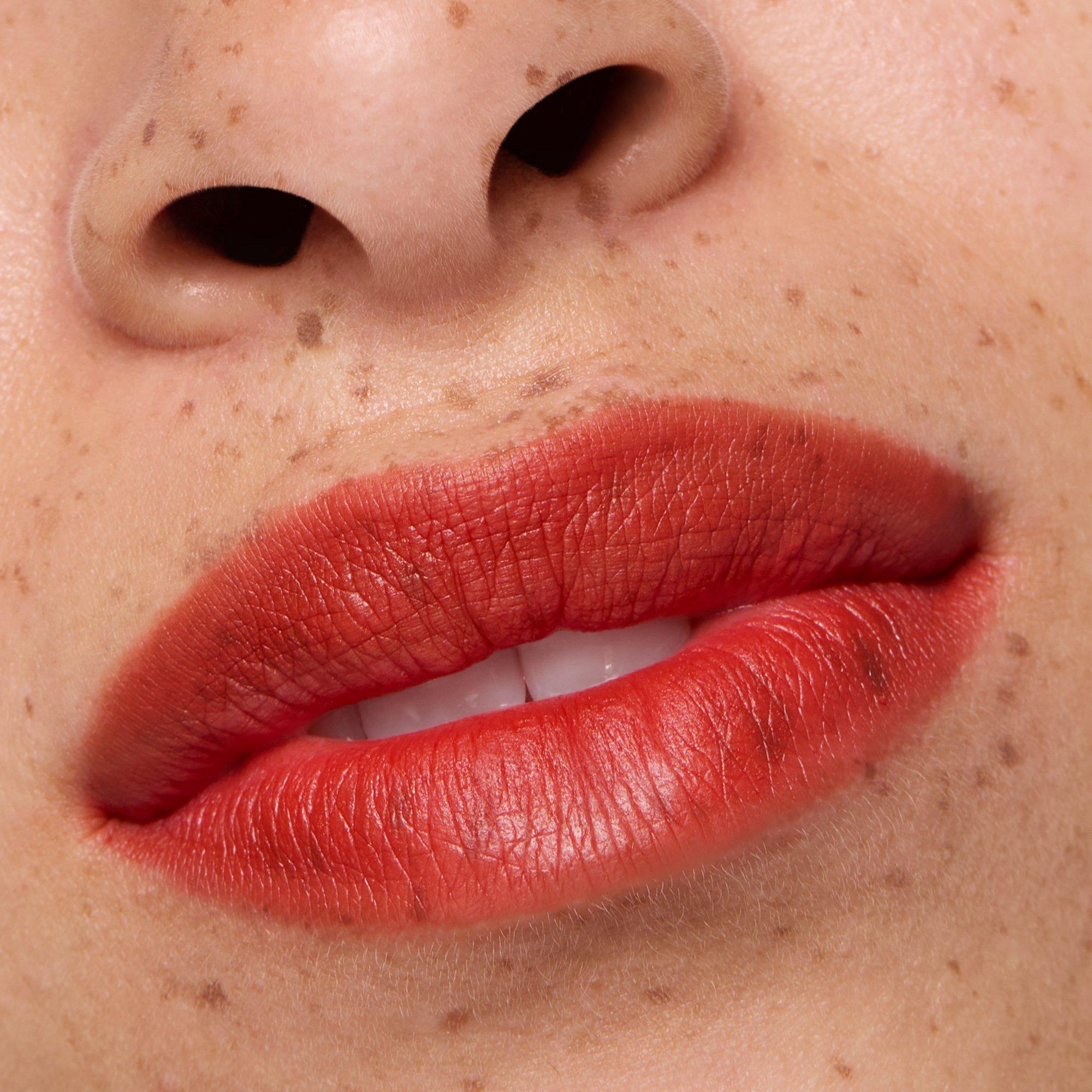 soft touch lip mousse