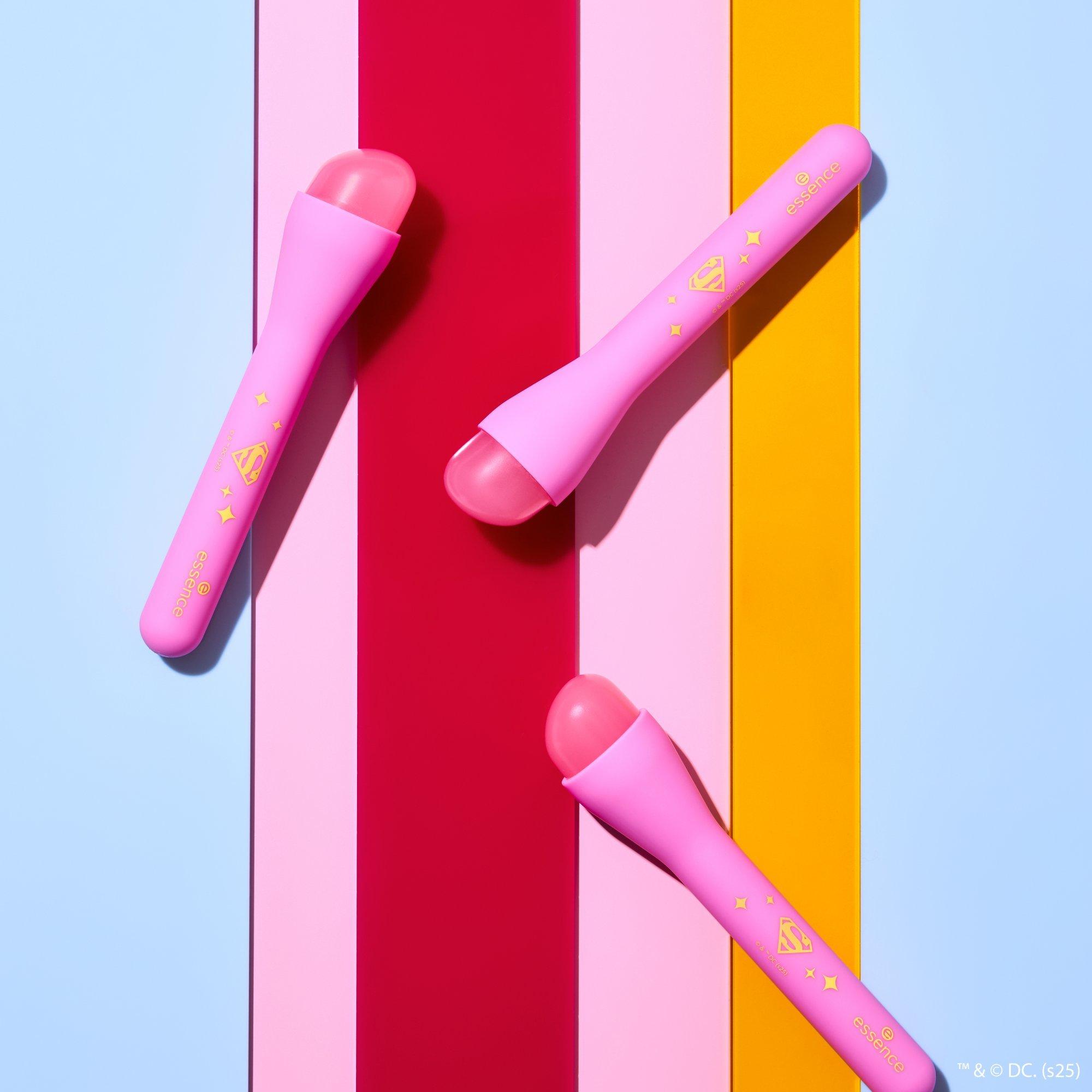Superman silicone blush brush