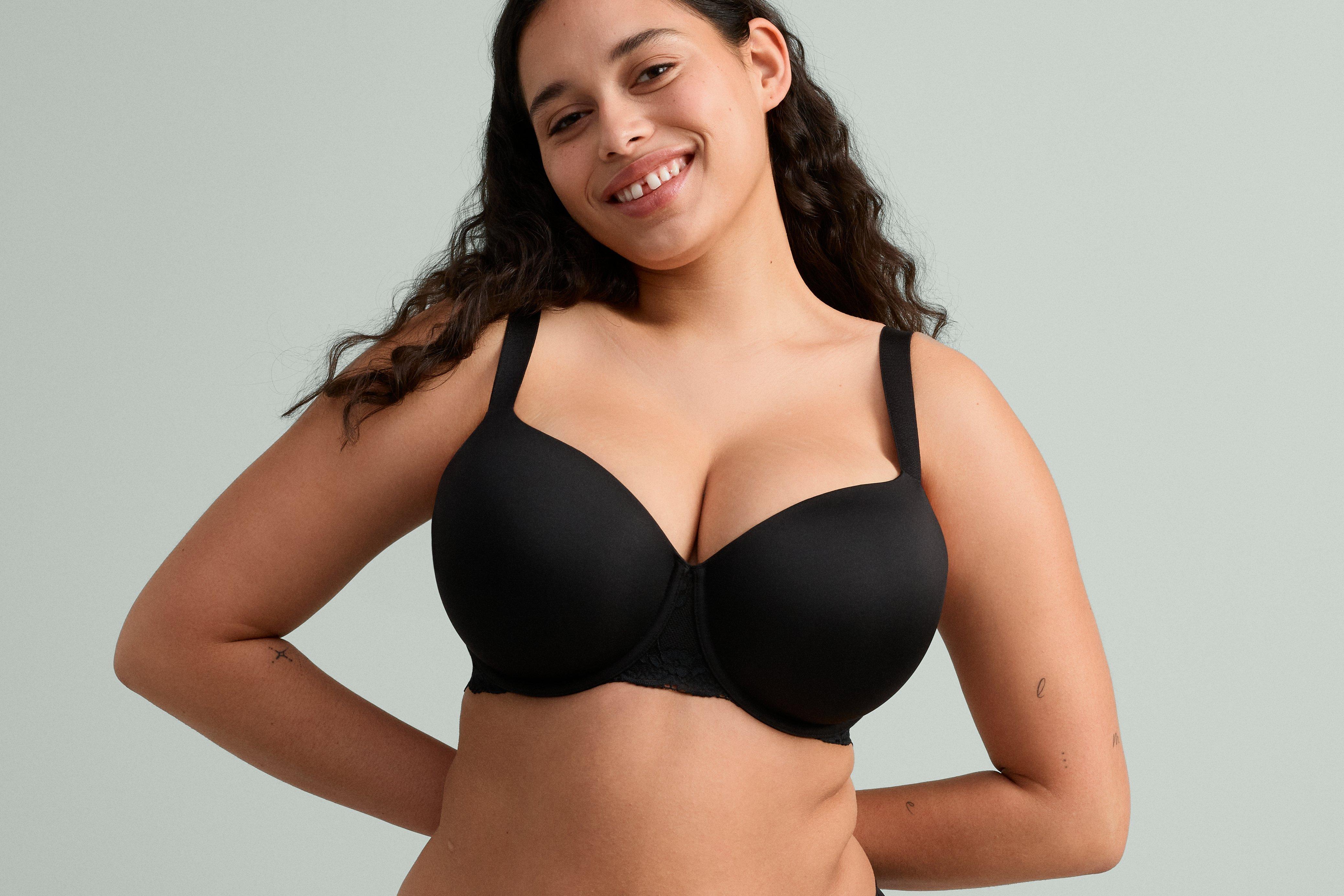 A woman in a  black Vejde bra.