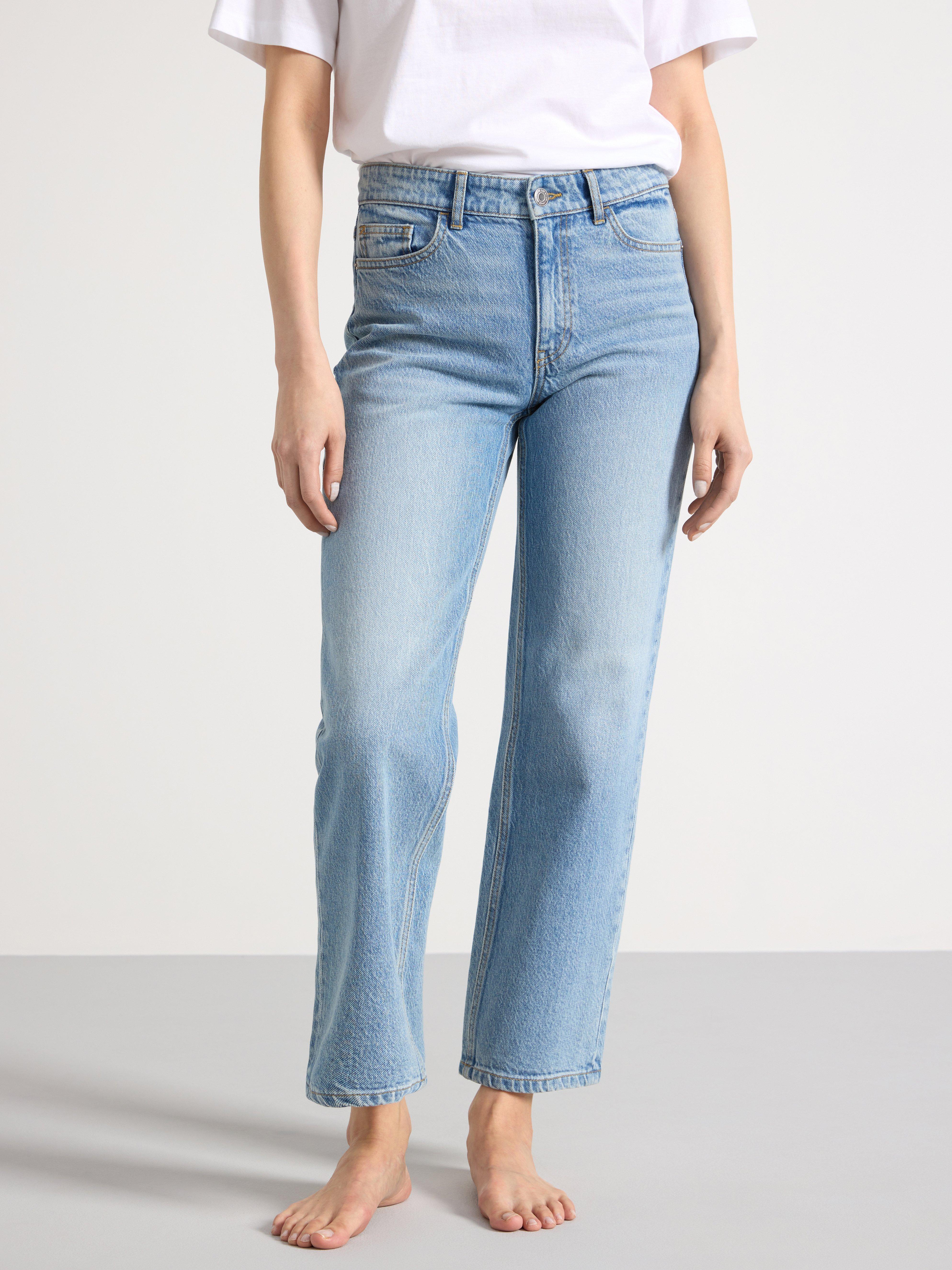 NEA Regular straight cropped Jeans