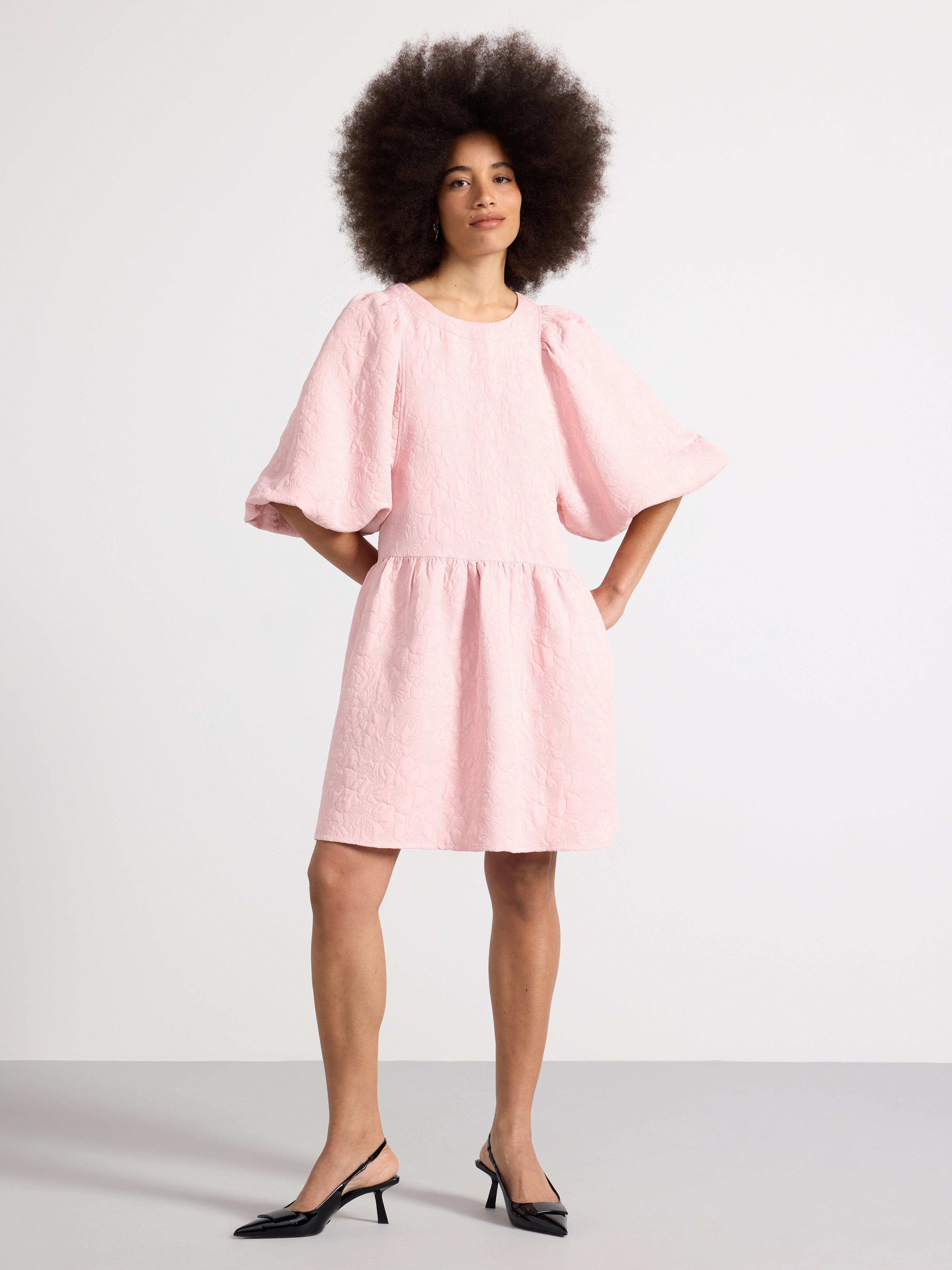 18+ Light Pink Puff Sleeve Dress