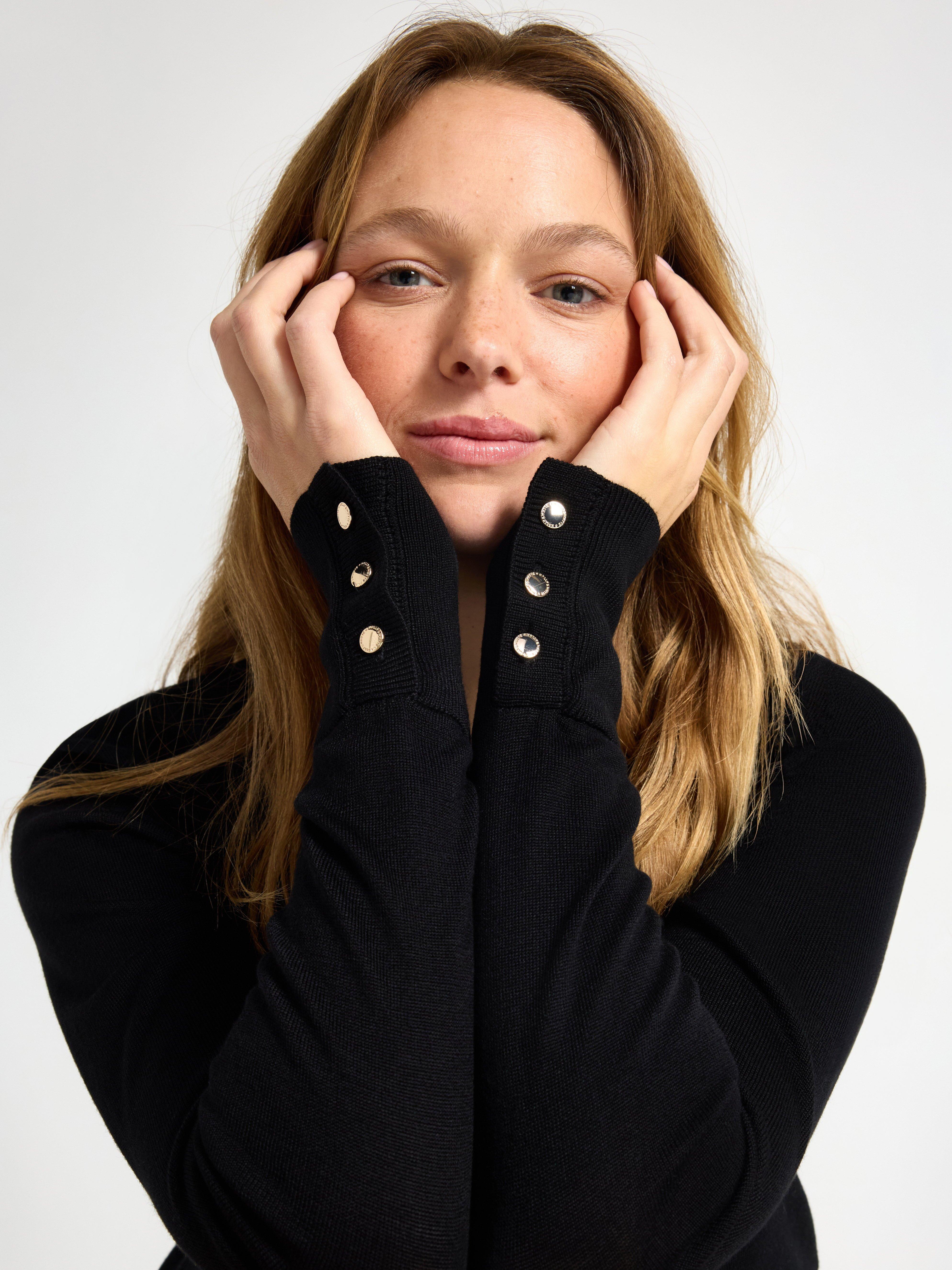 Sweater - Womens Wear - Black