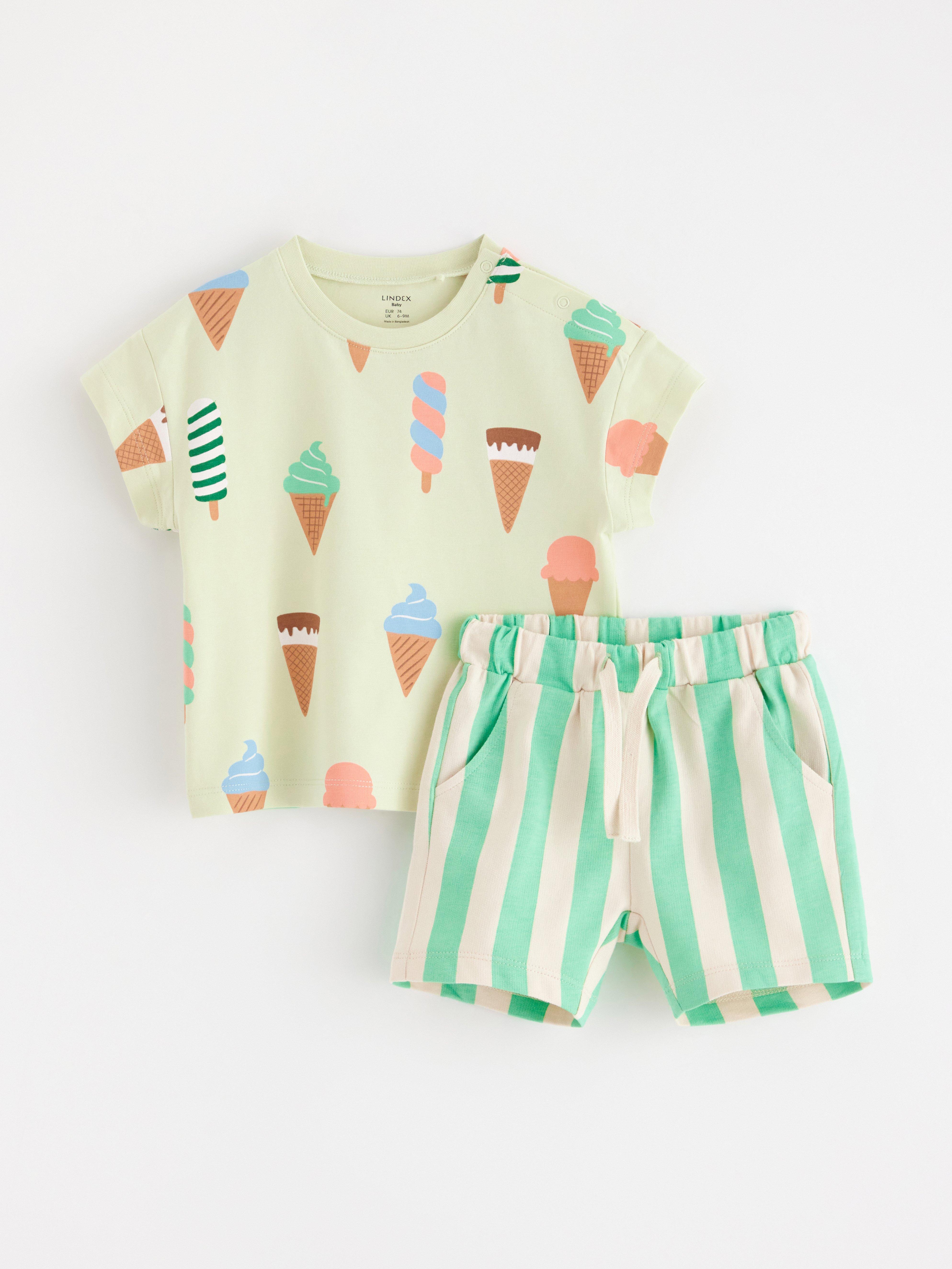 Set - t-shirt och shorts