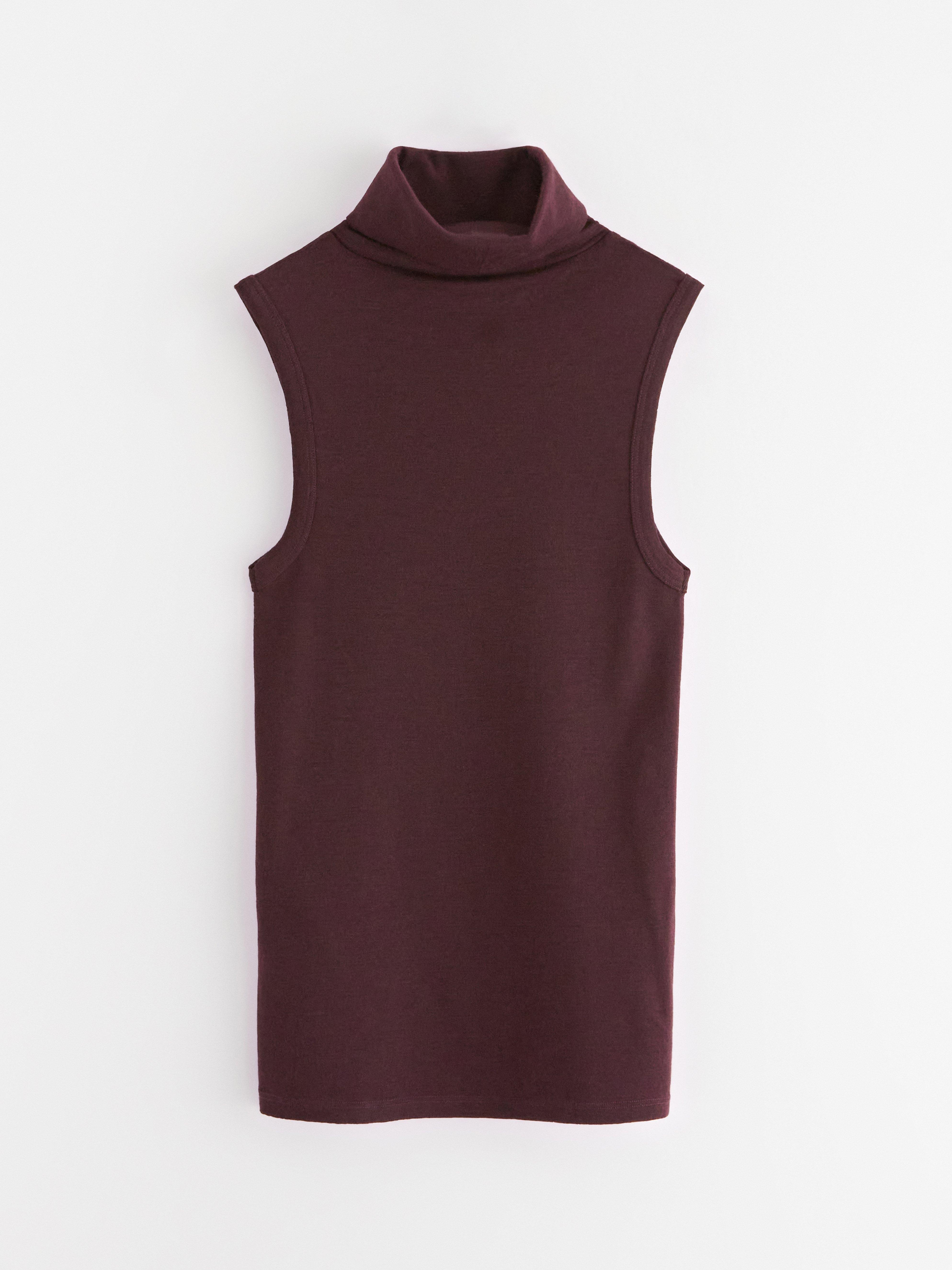 Sleeveless turtleneck top in wool