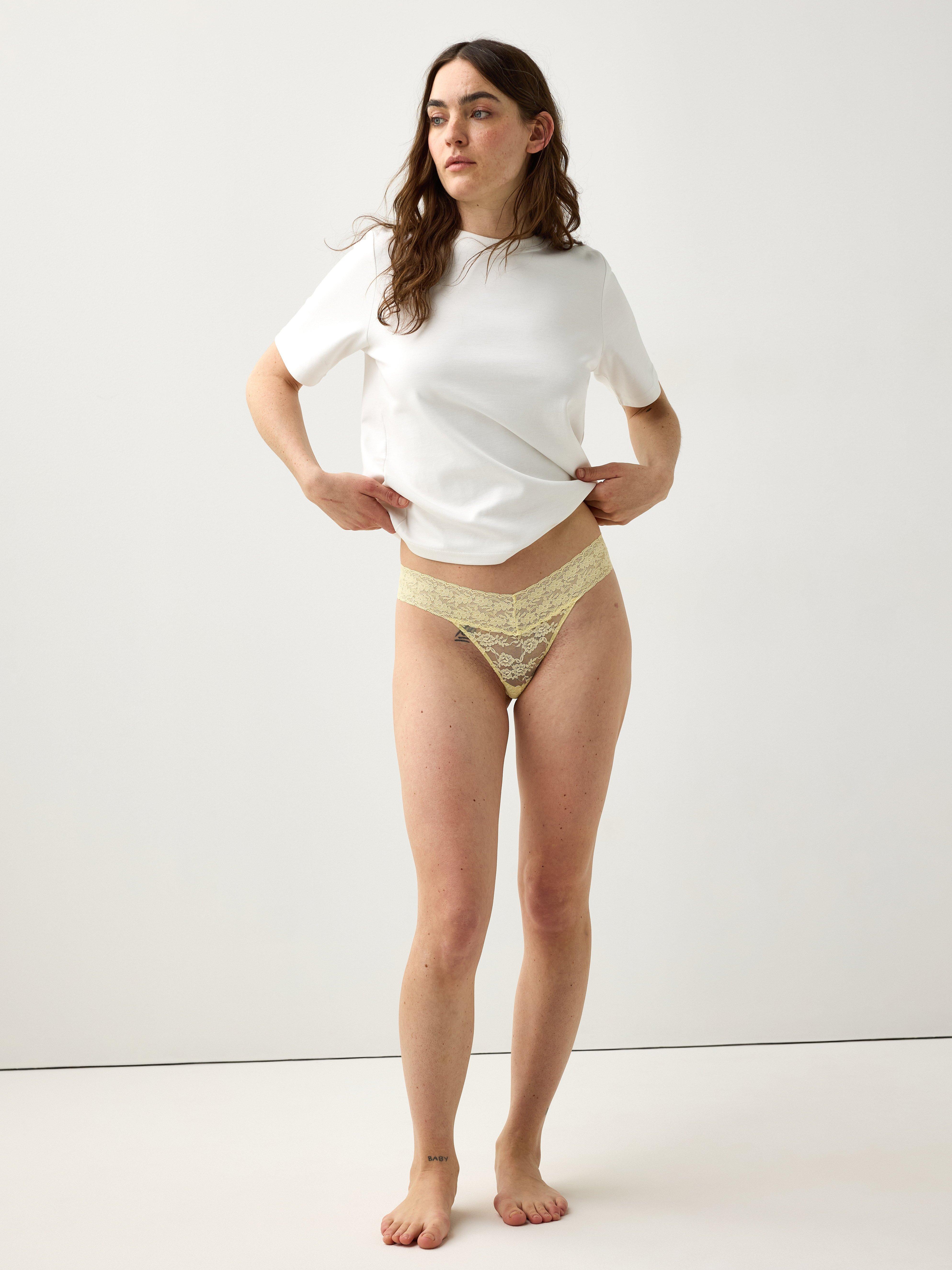 Thong Low - Lingerie - Yellow