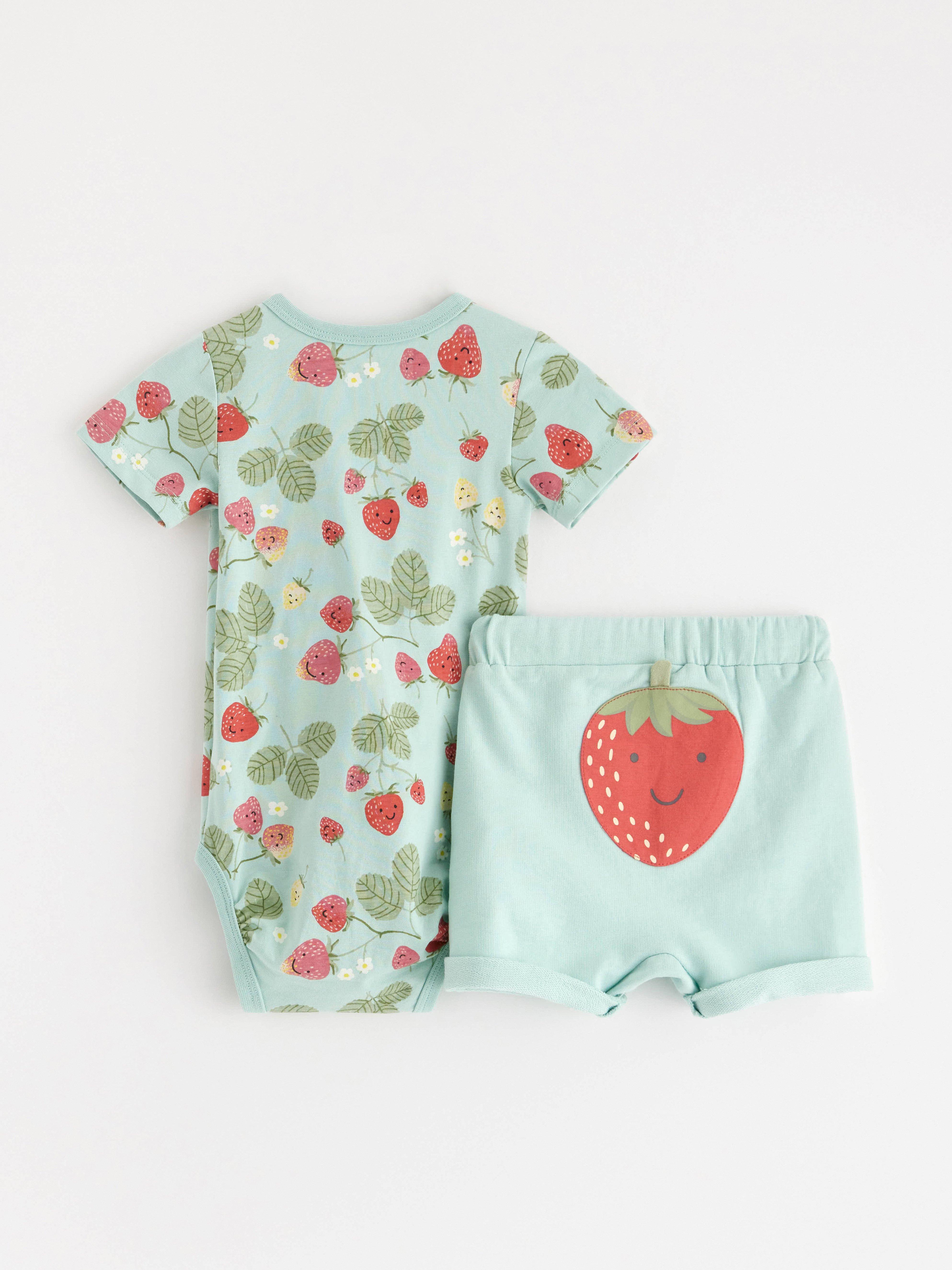Set - body och mjukisshorts