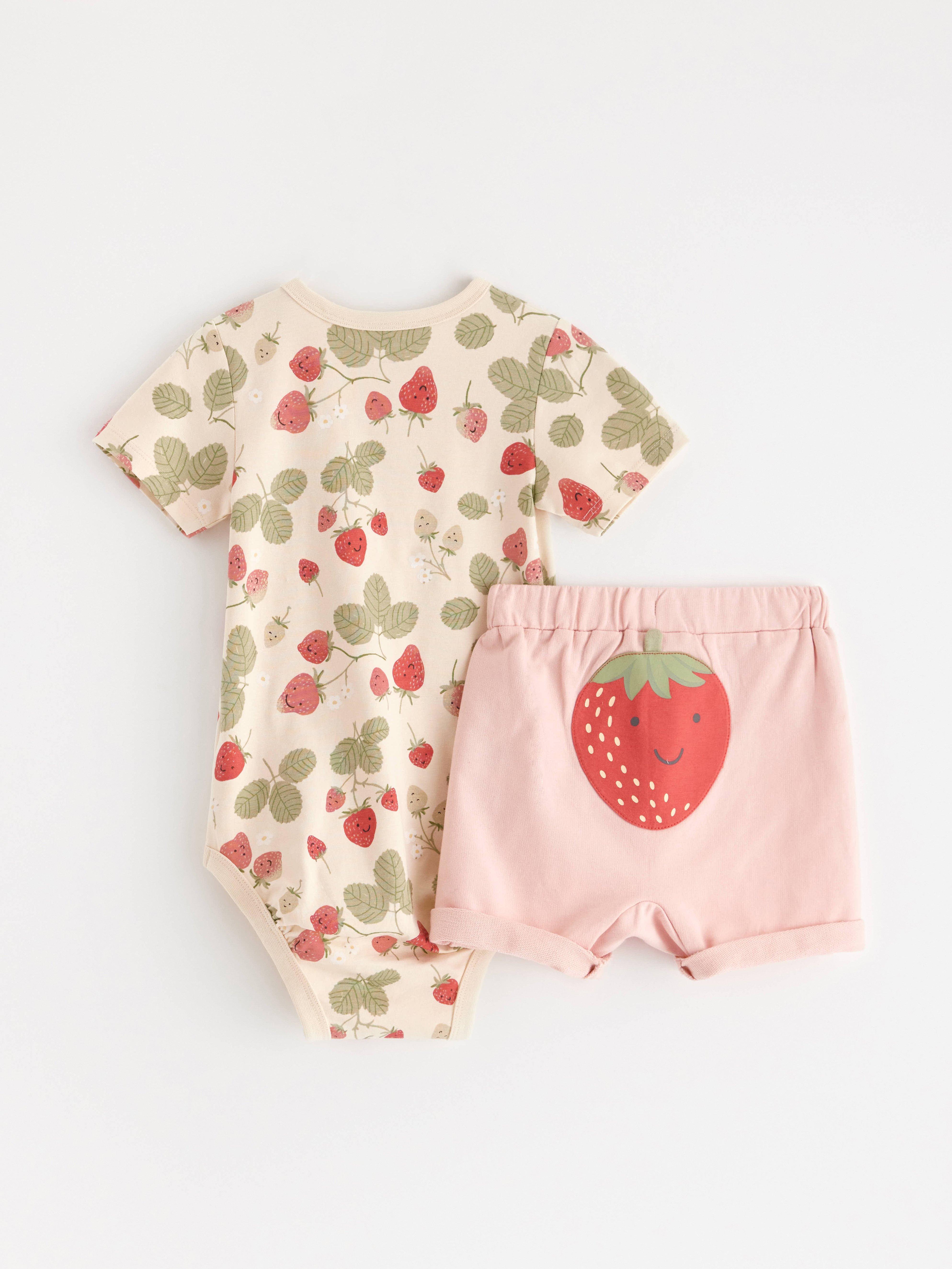Set - body och shorts