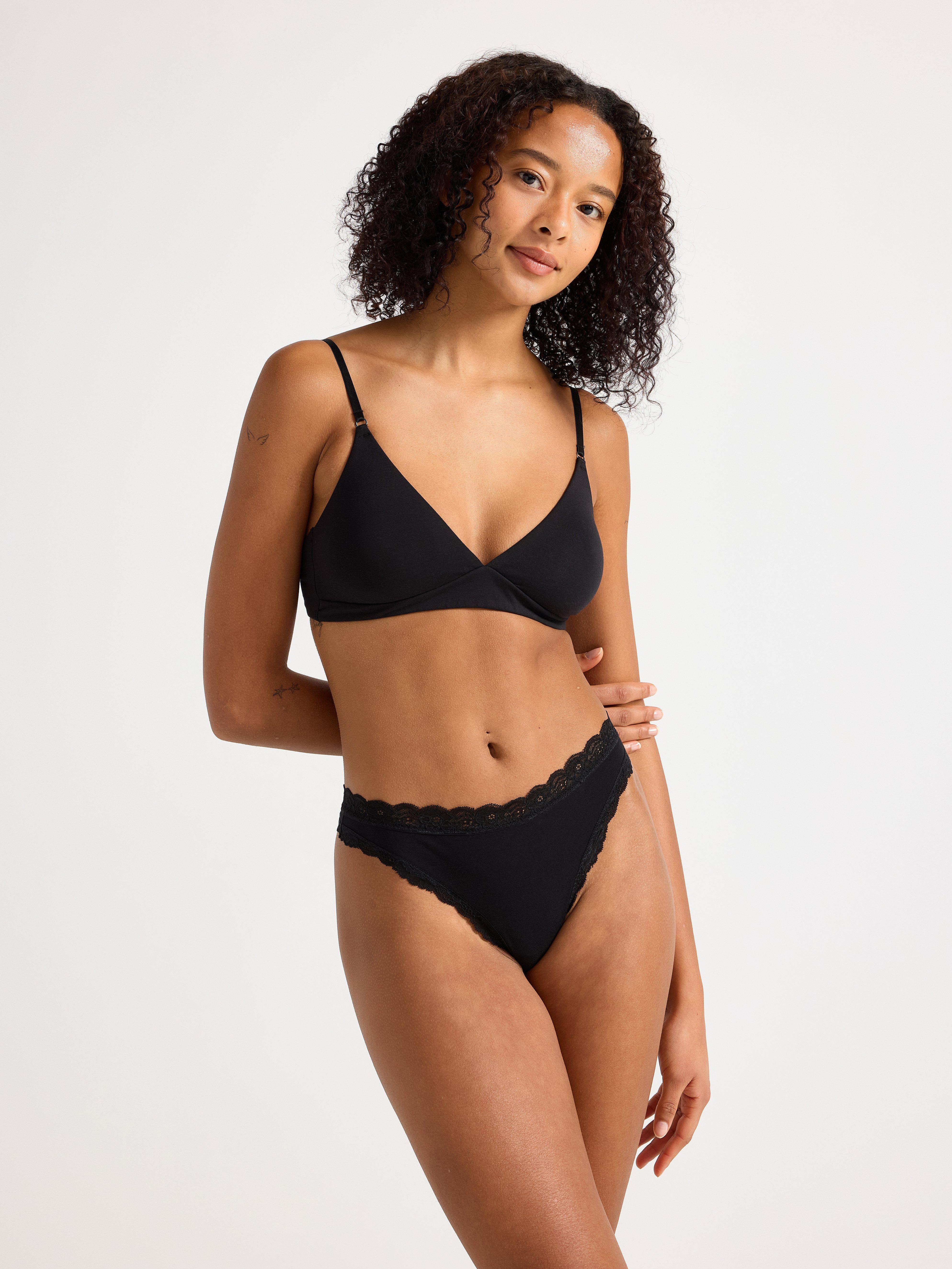 Stringit Regular - Alusvaatteet - Musta