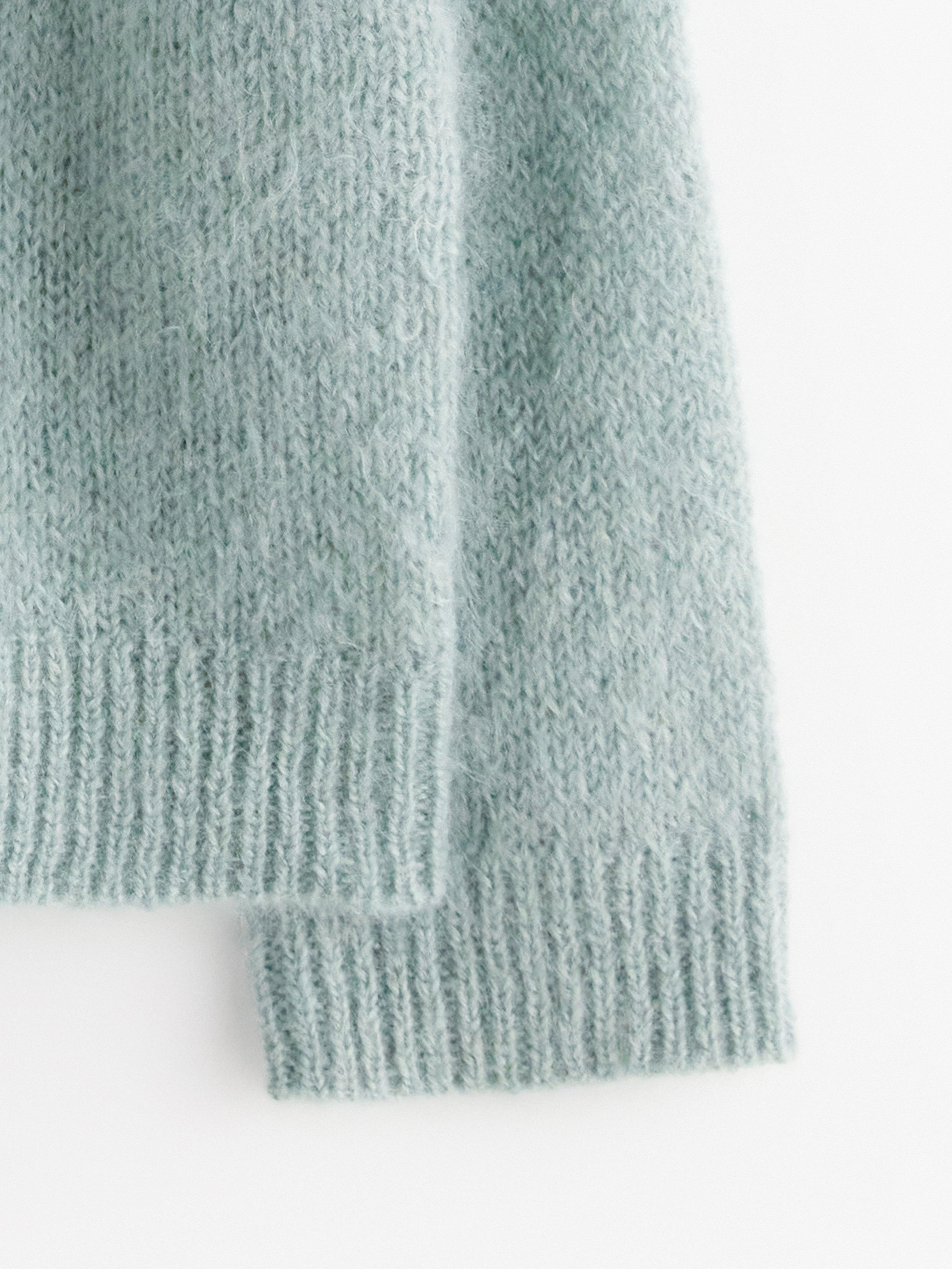 Sweater - Womens Wear - Green
