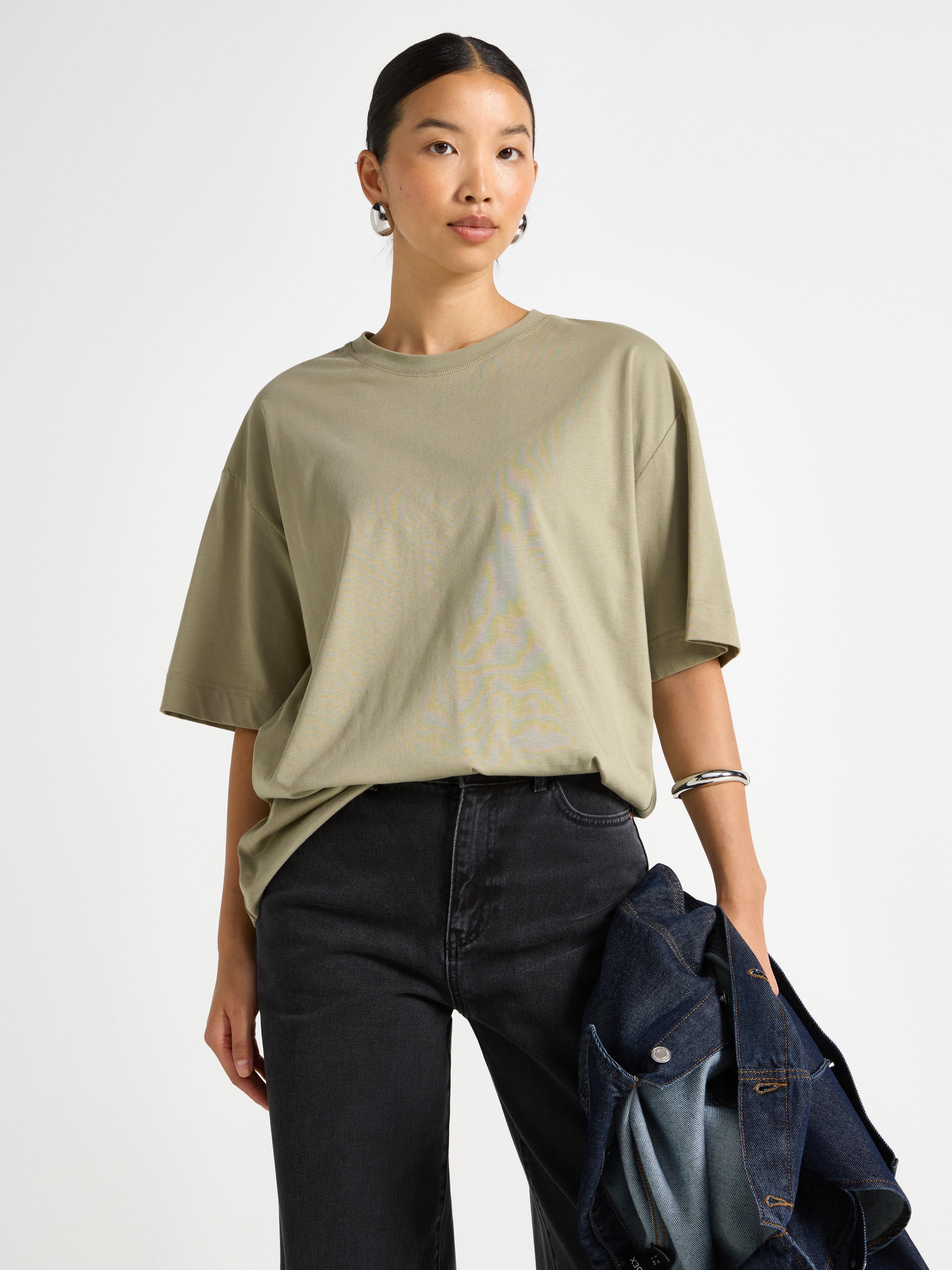 T-shirt - Womens Wear - Green