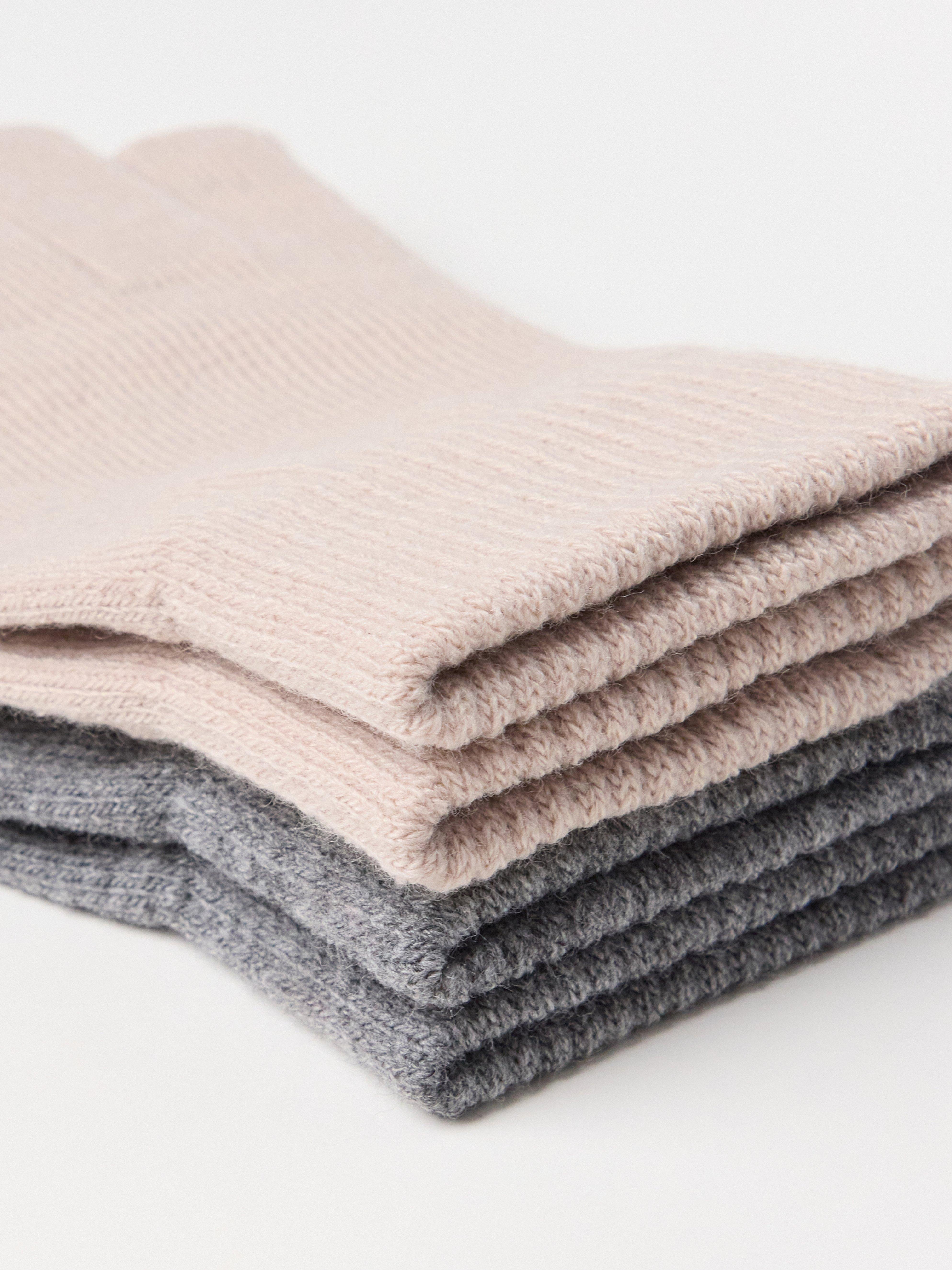 Gloves - Womens Wear - Grey