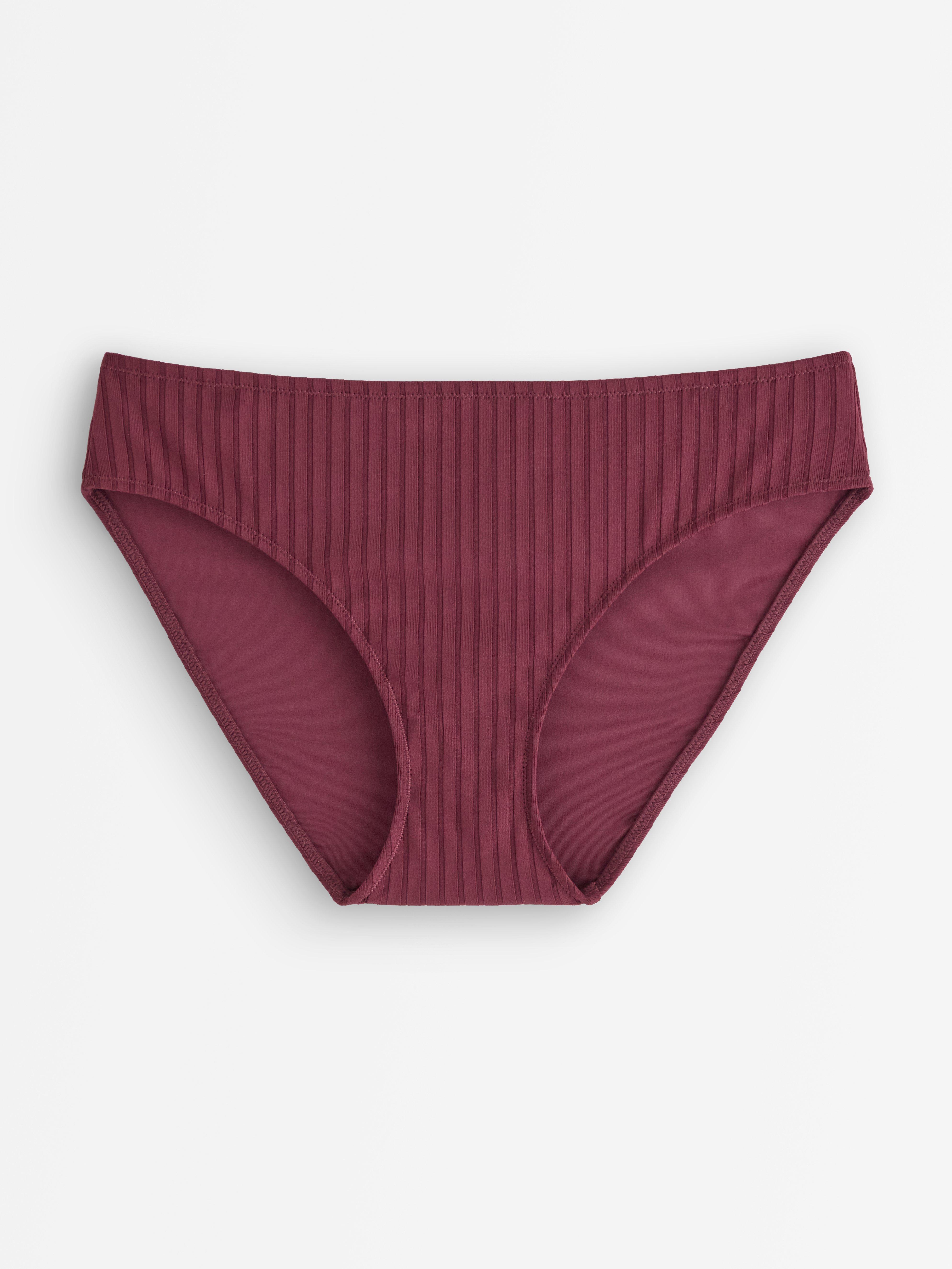 Bikini s klasickým pasem - Spodní prádlo - Červená