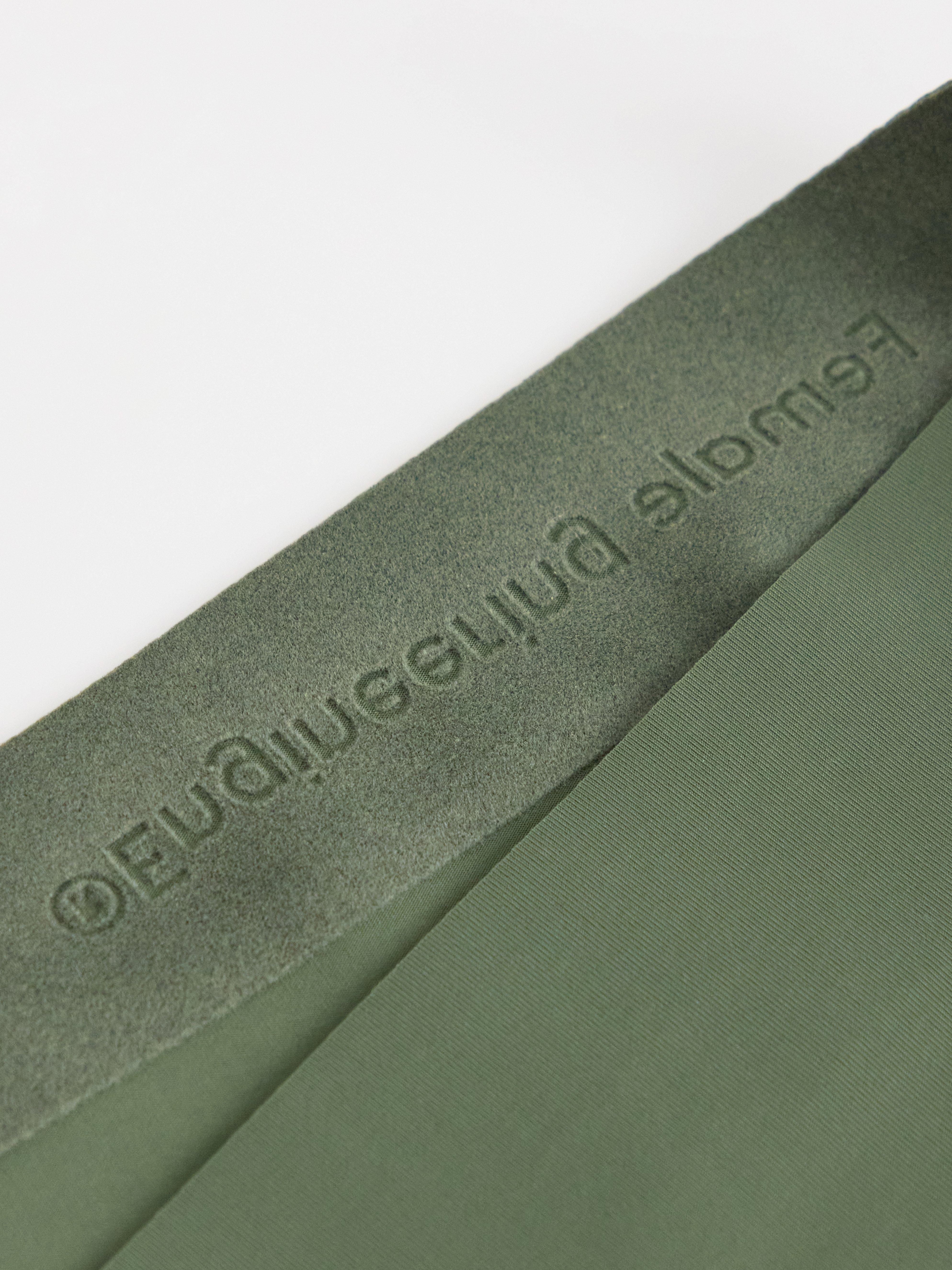 Menstruationssikkert undertøj - Female Engineering - Khaki