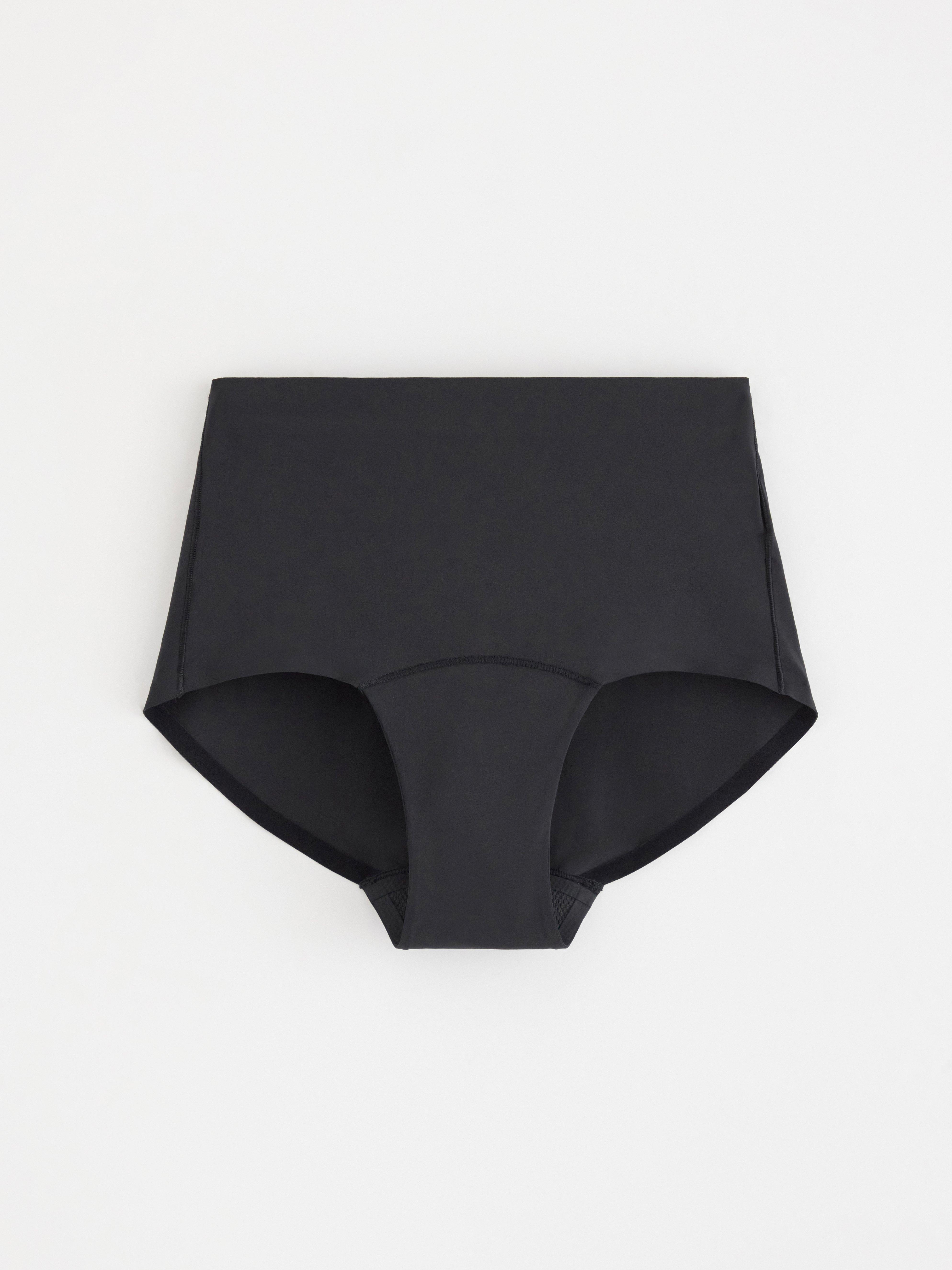 Menstruse - Female Engineering - Svart