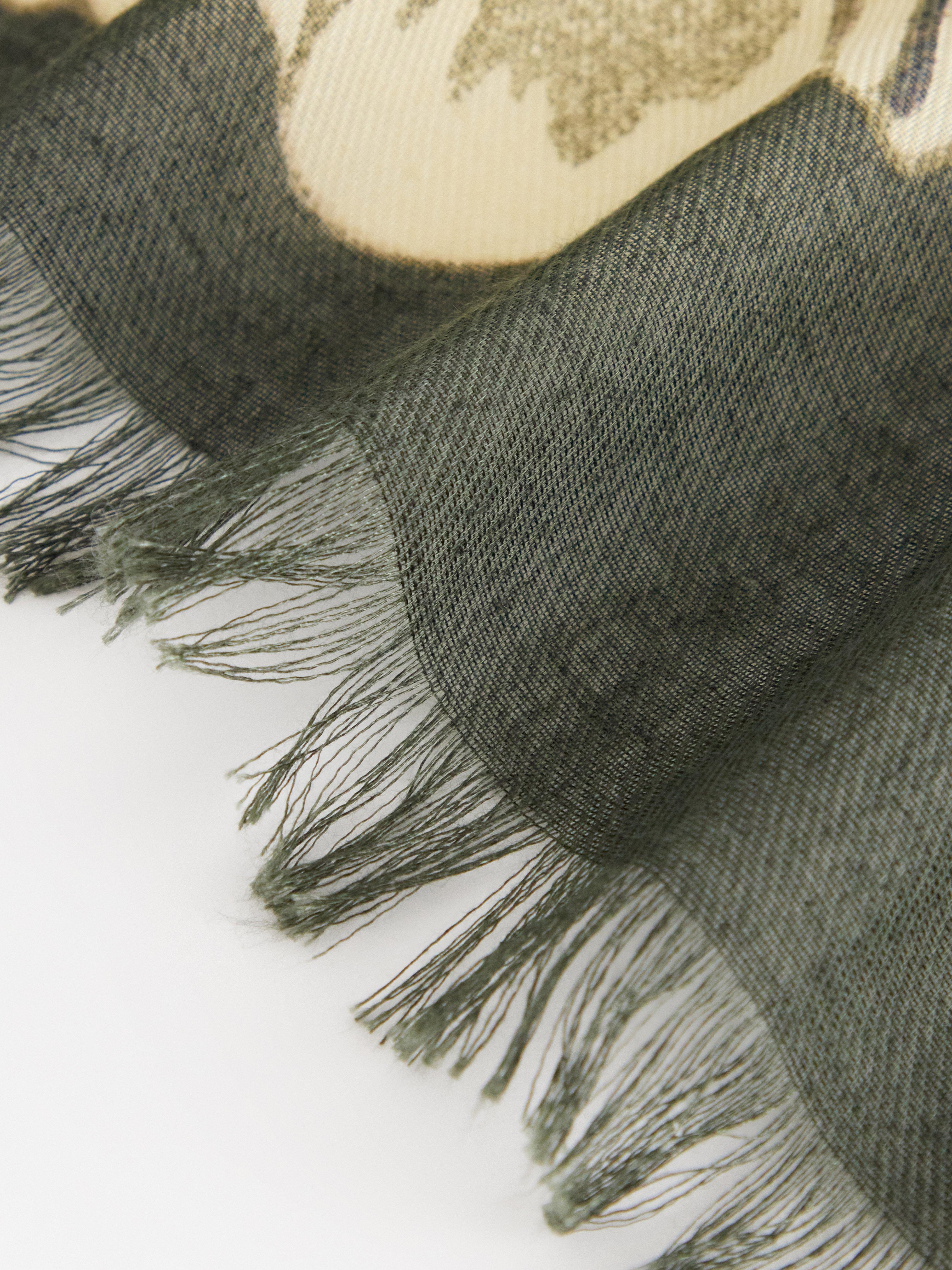 Scarf - Womens Wear - Green