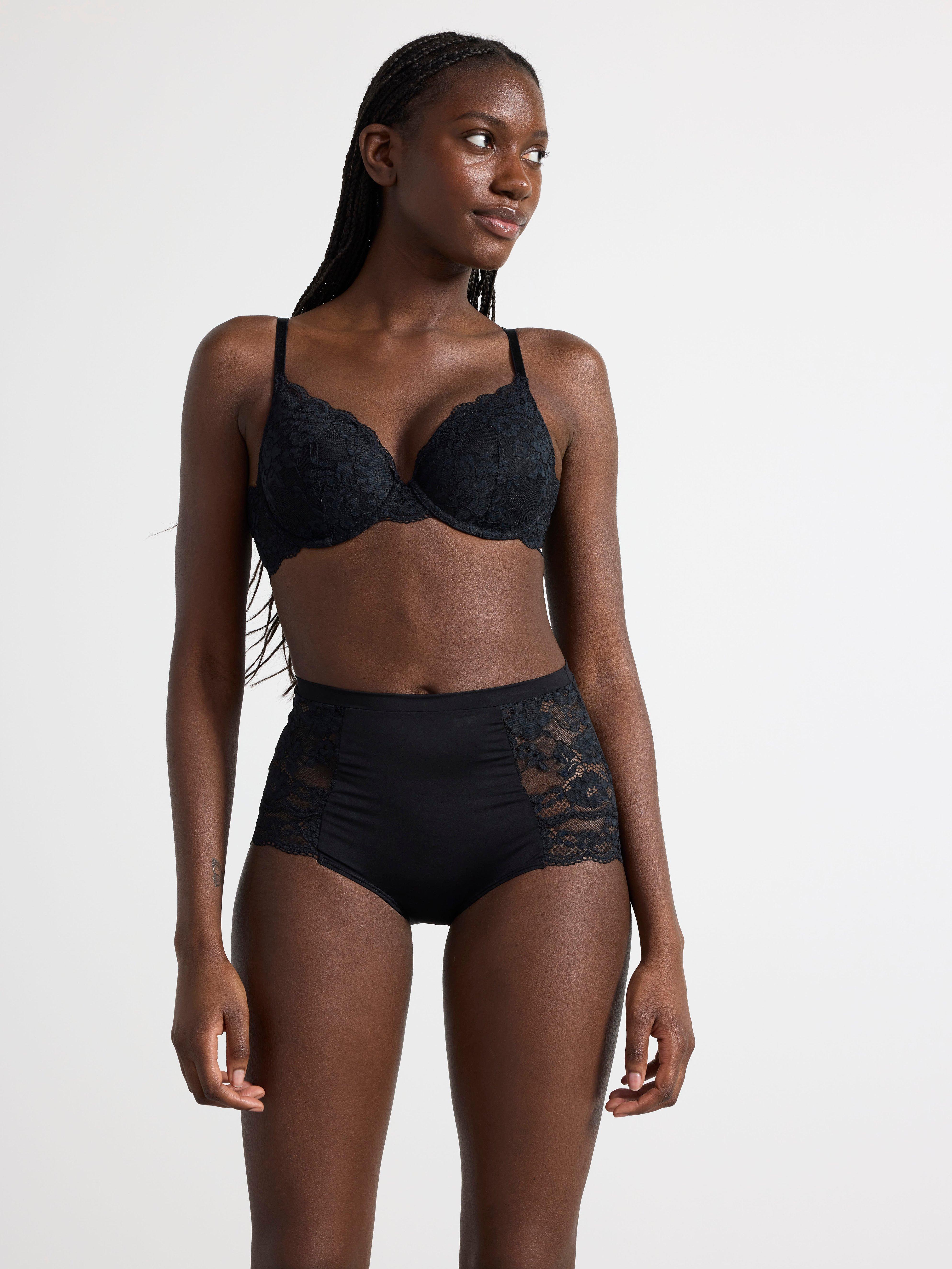 Briefs with high waist