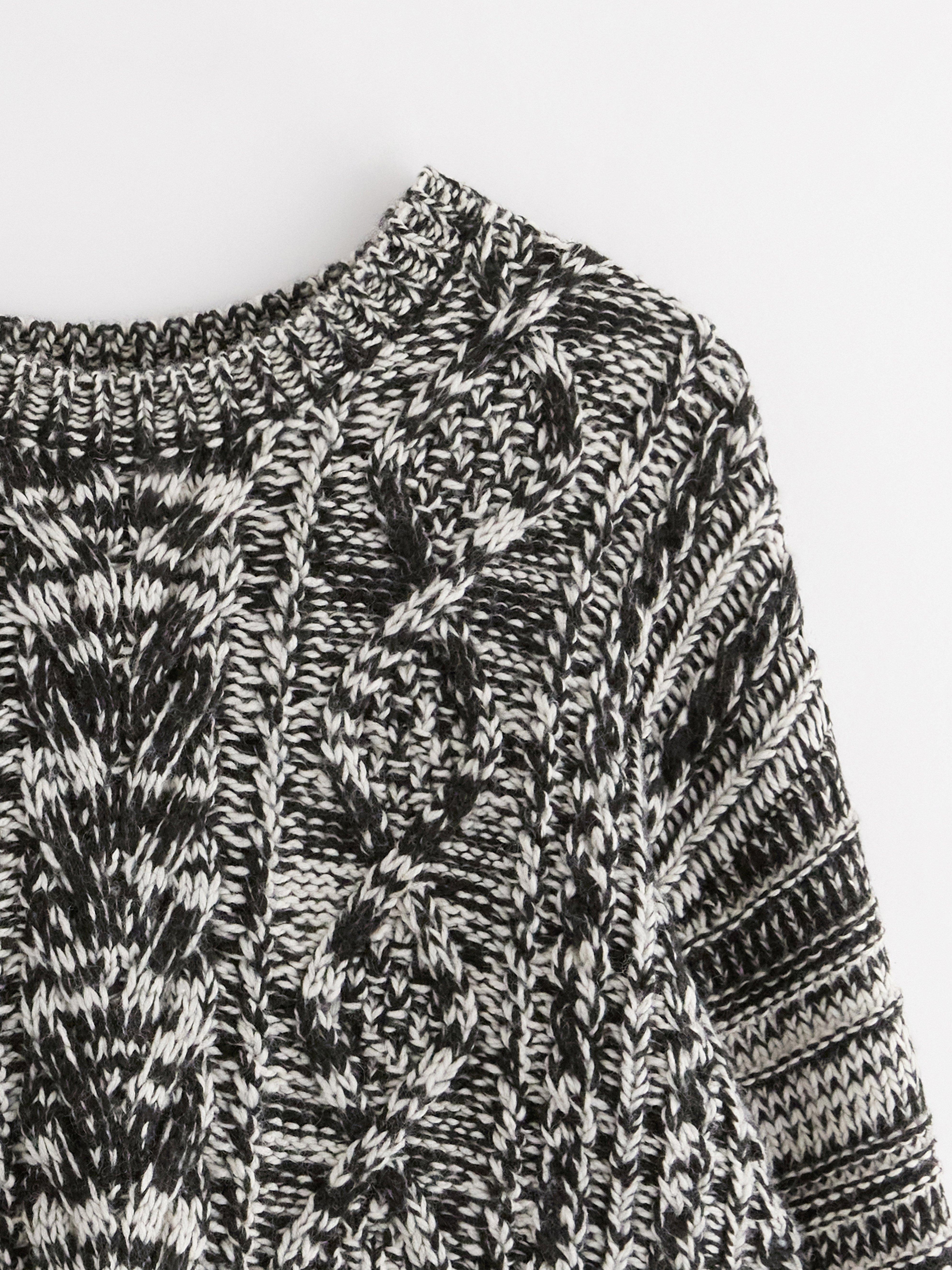 Sweater - Womens Wear - Black