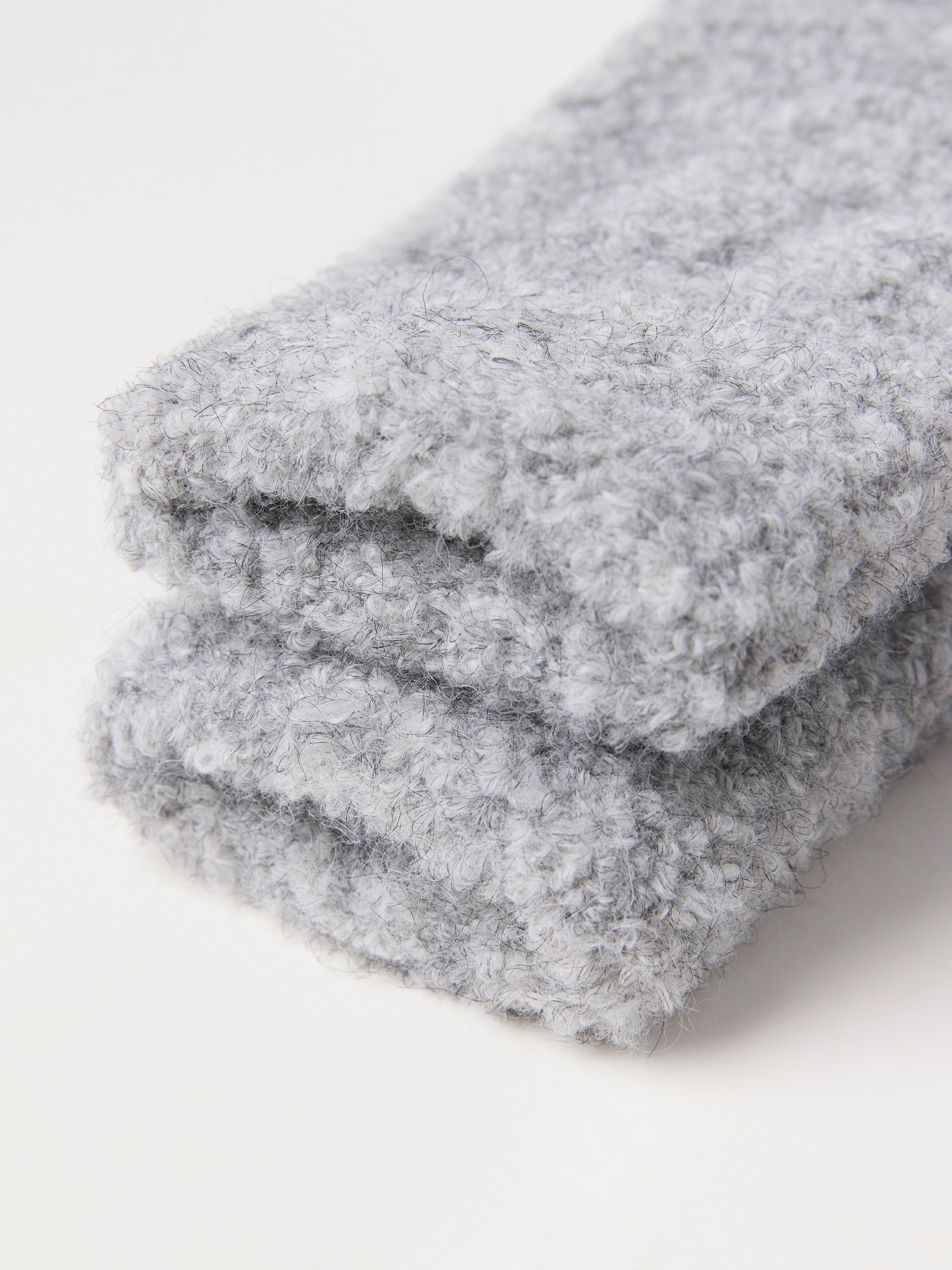 Mittens - Womens Wear - Grey
