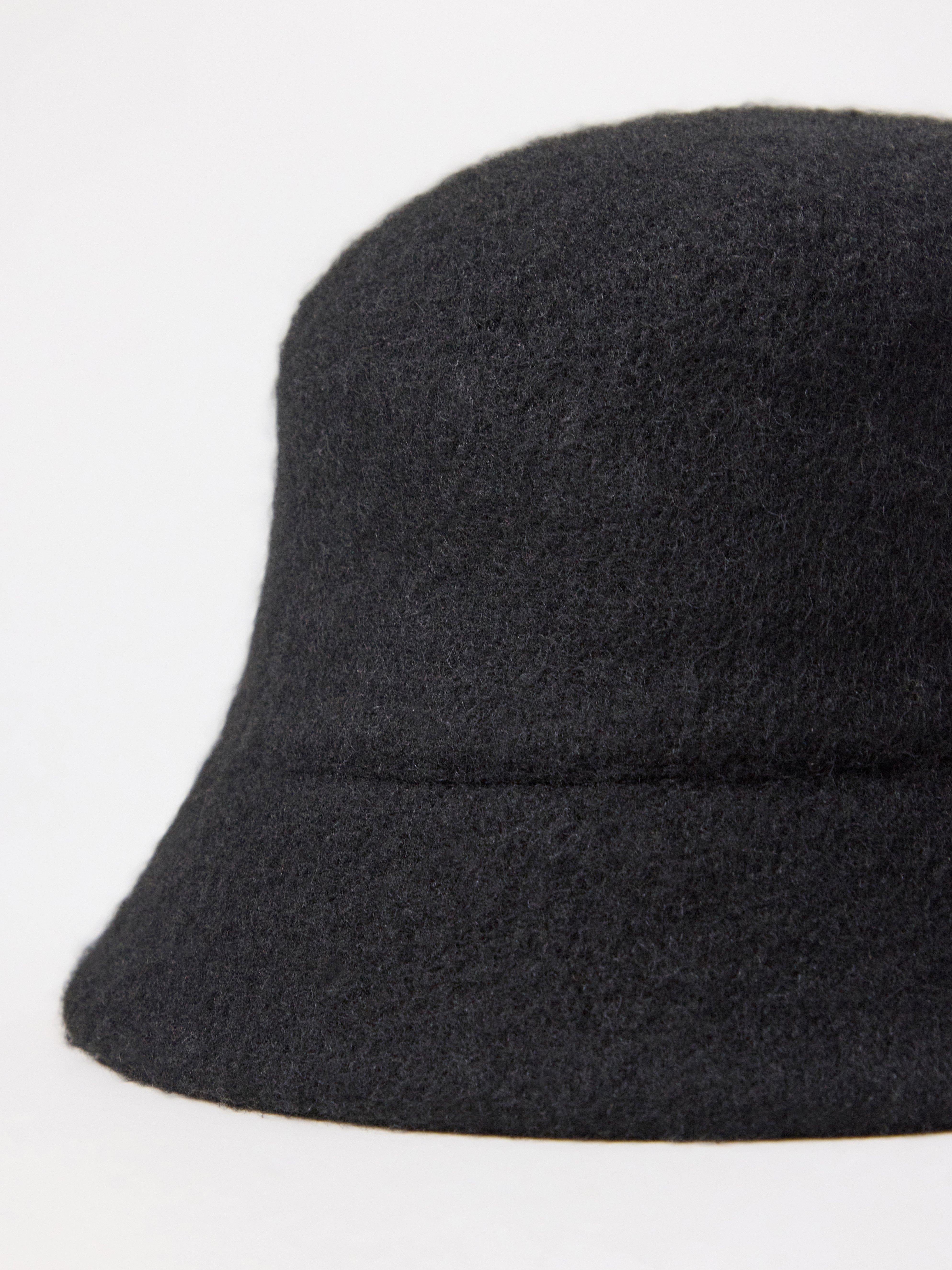 Hat - Womens Wear - Black