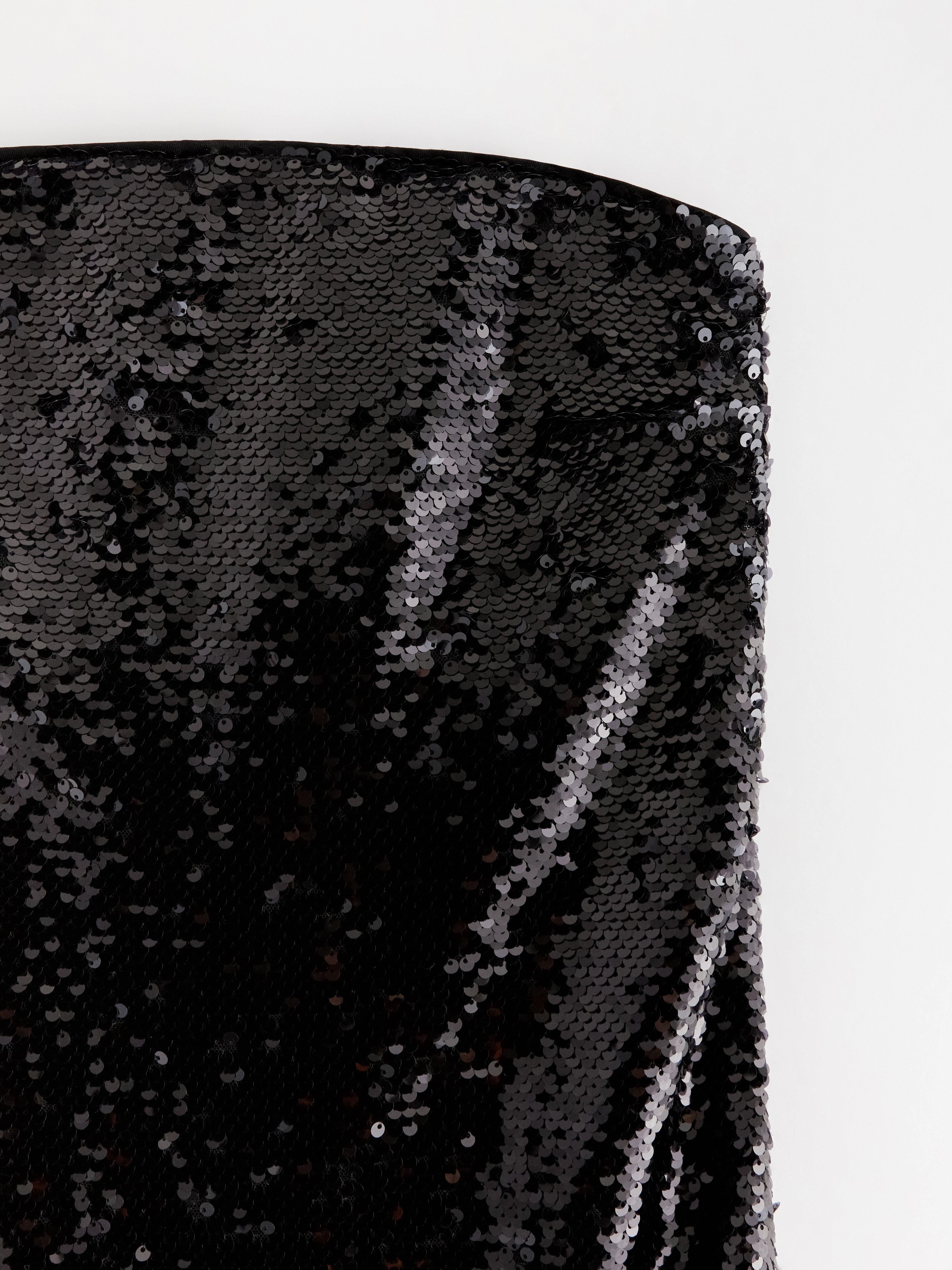  - Womens Wear - Black