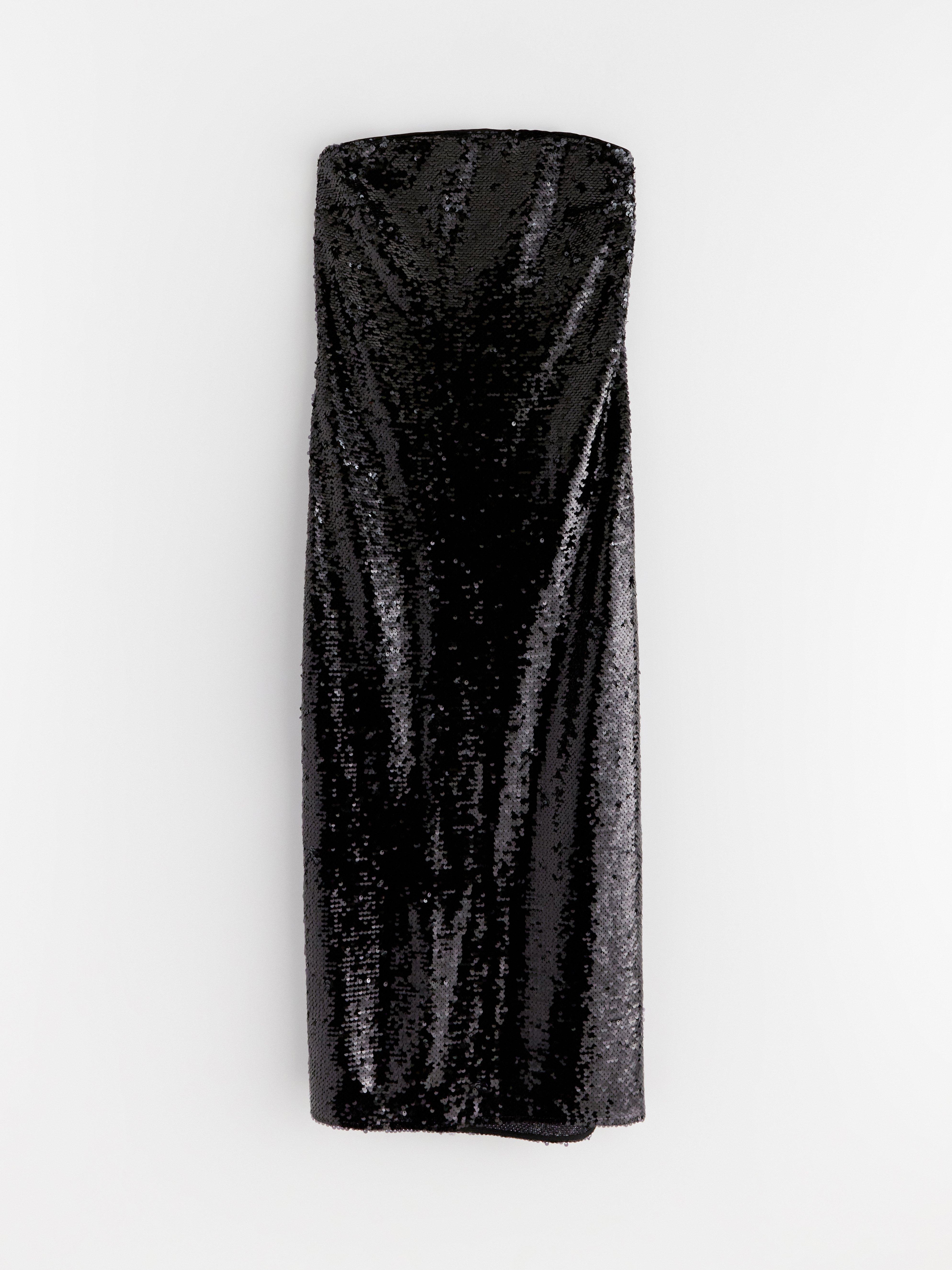  - Womens Wear - Black