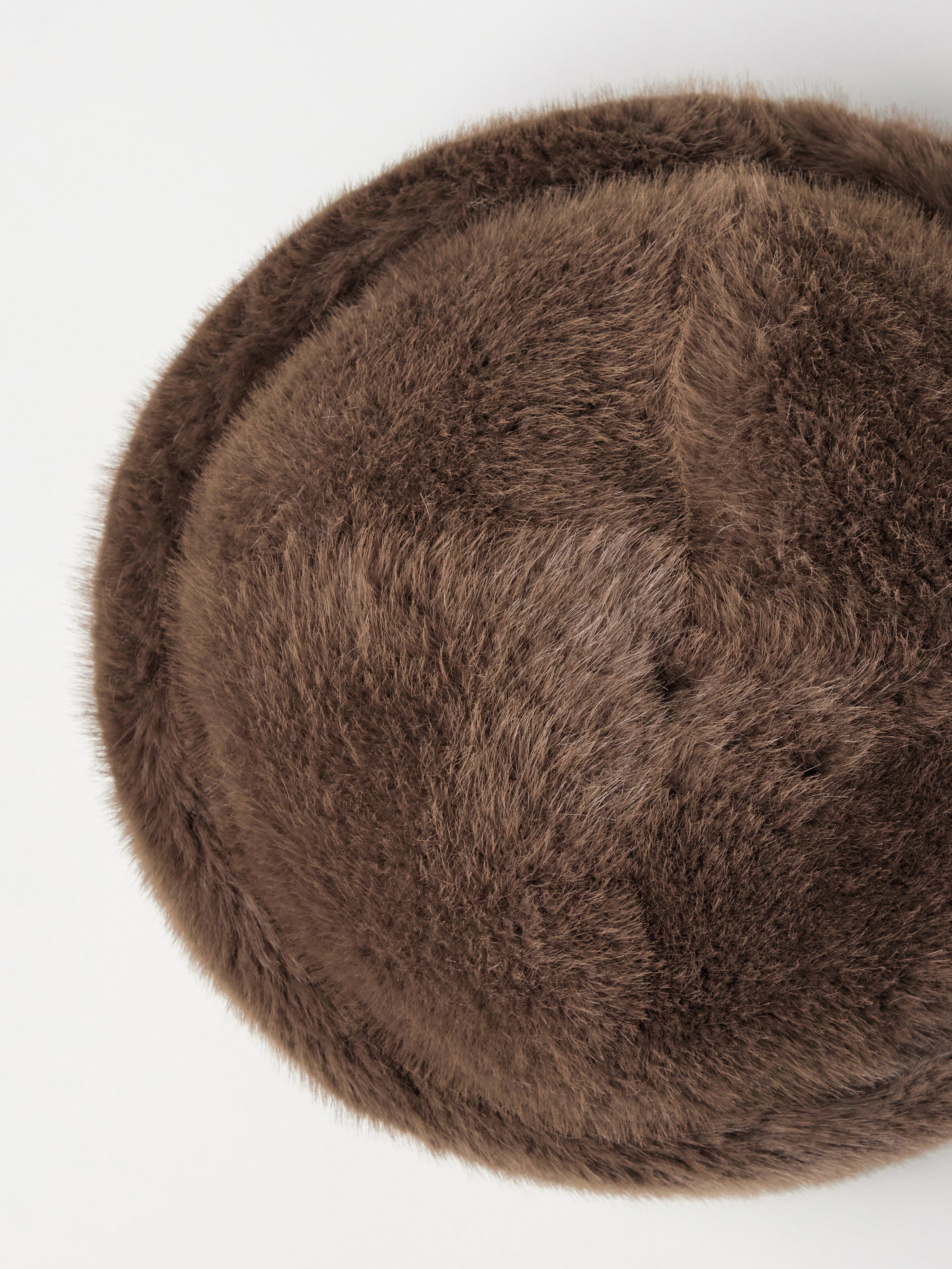 Hat - Womens Wear - Brown