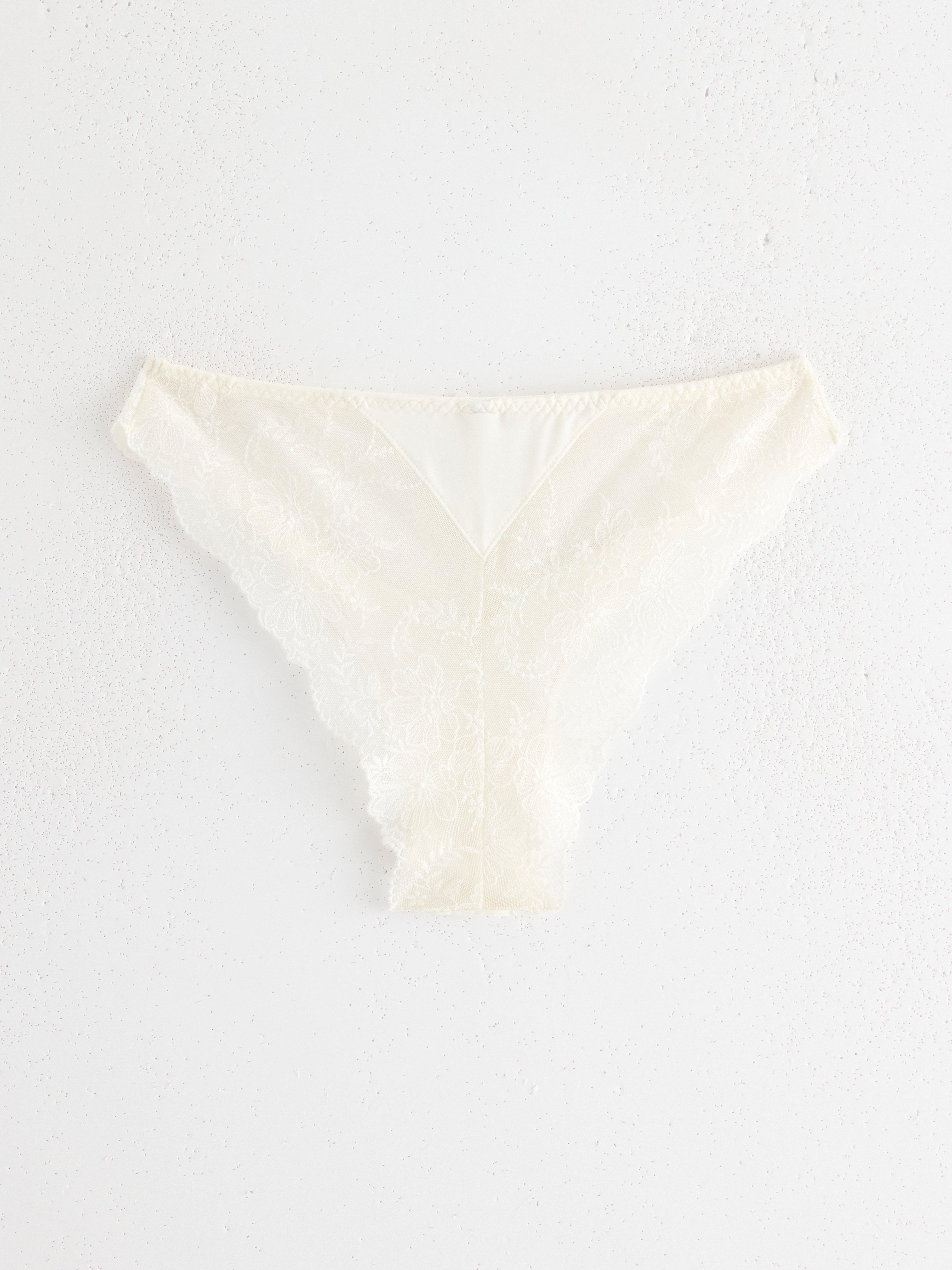 Brazilian Regular - Lingerie - White