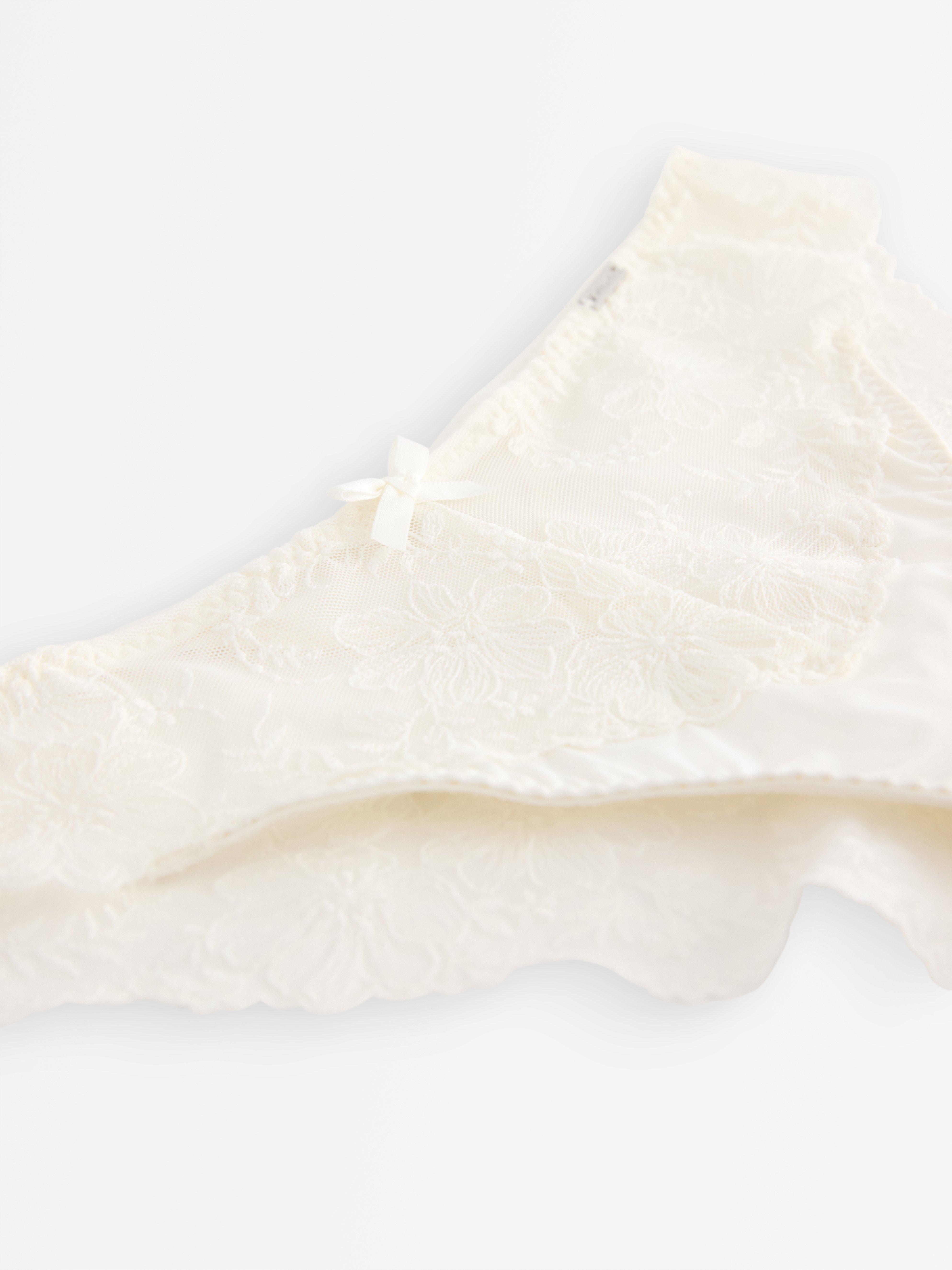Brazilian Regular - Lingerie - White