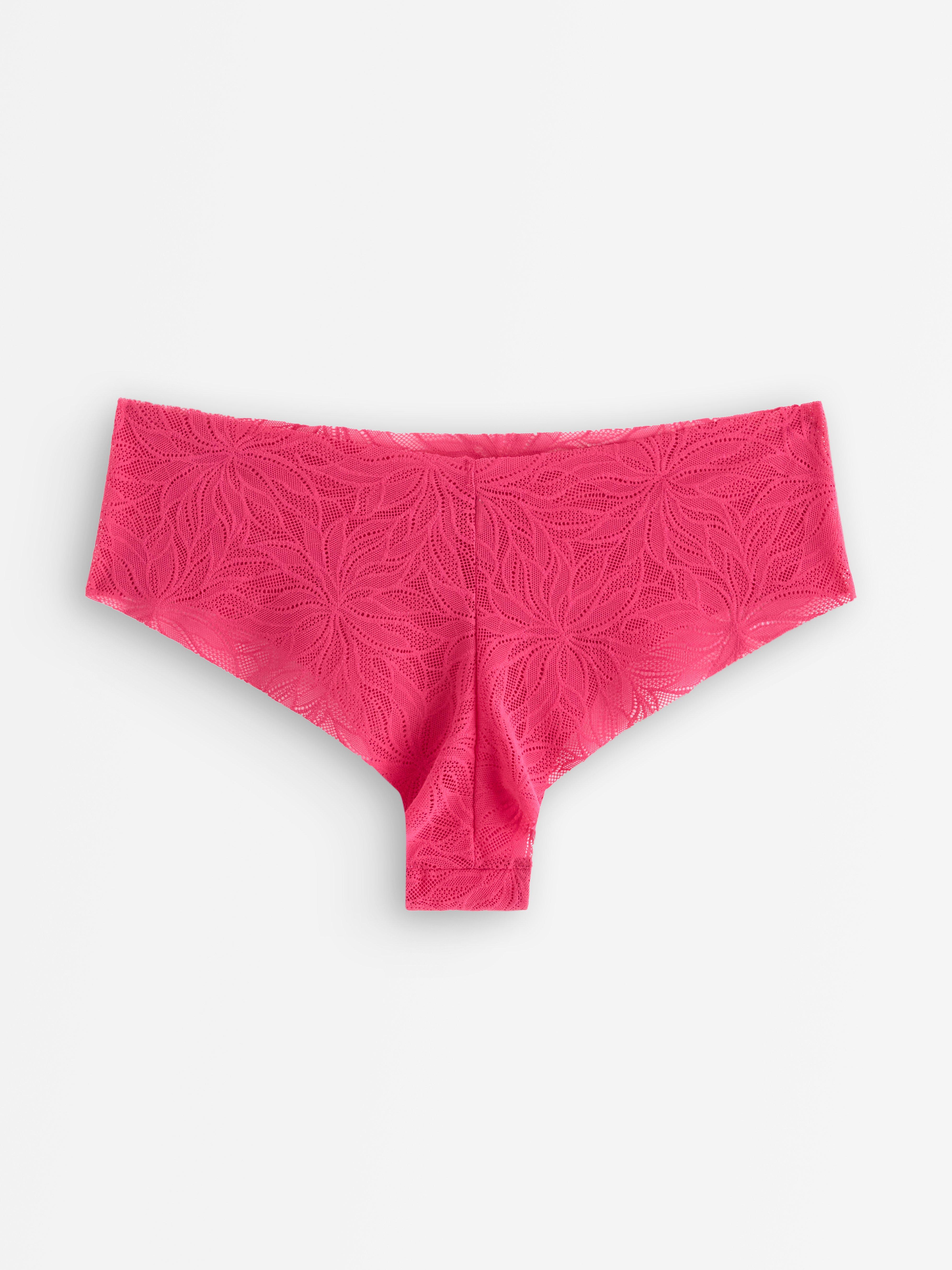 Brazilian briefs in lace