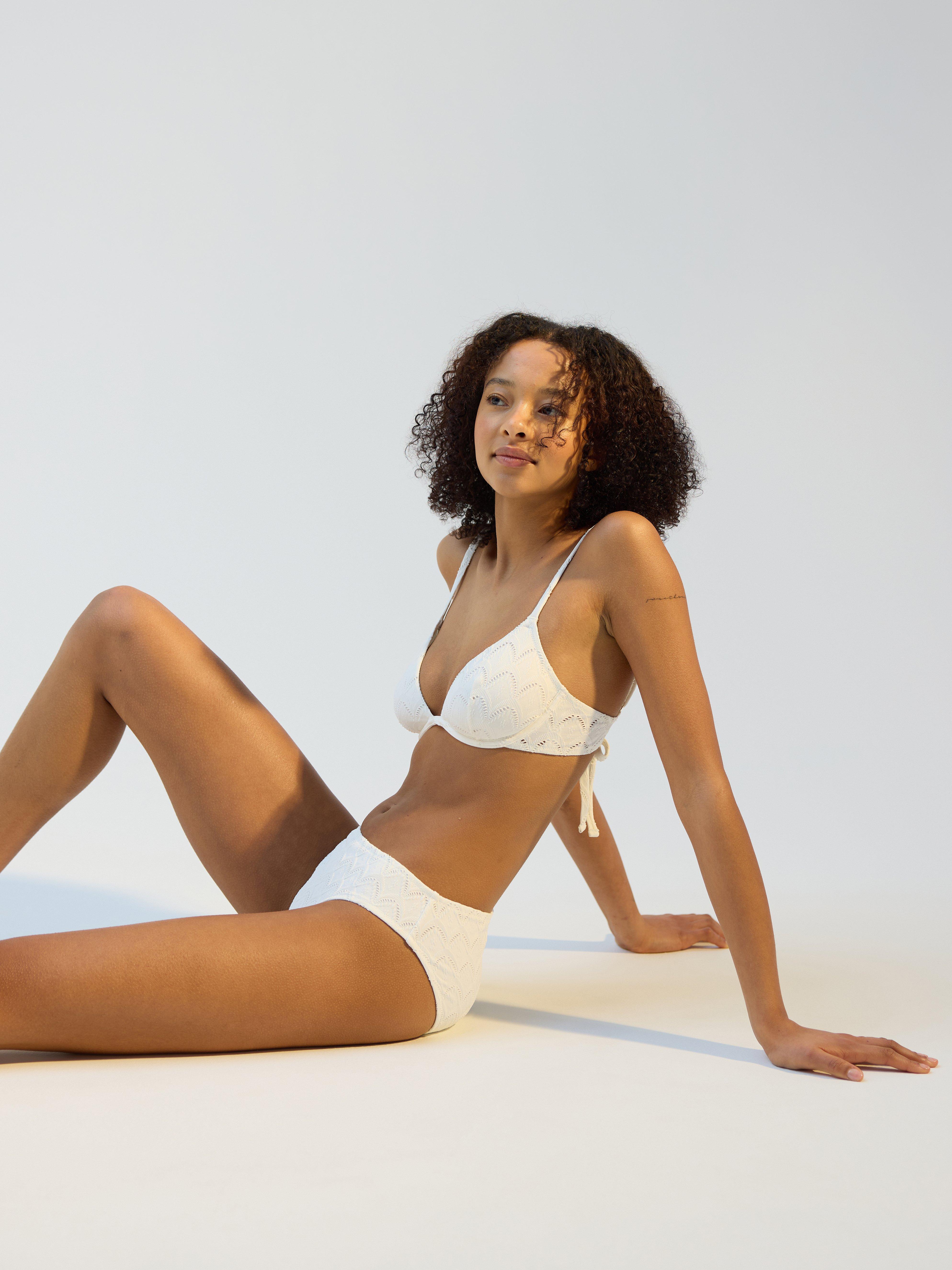 Wire Bra - Lingerie - White