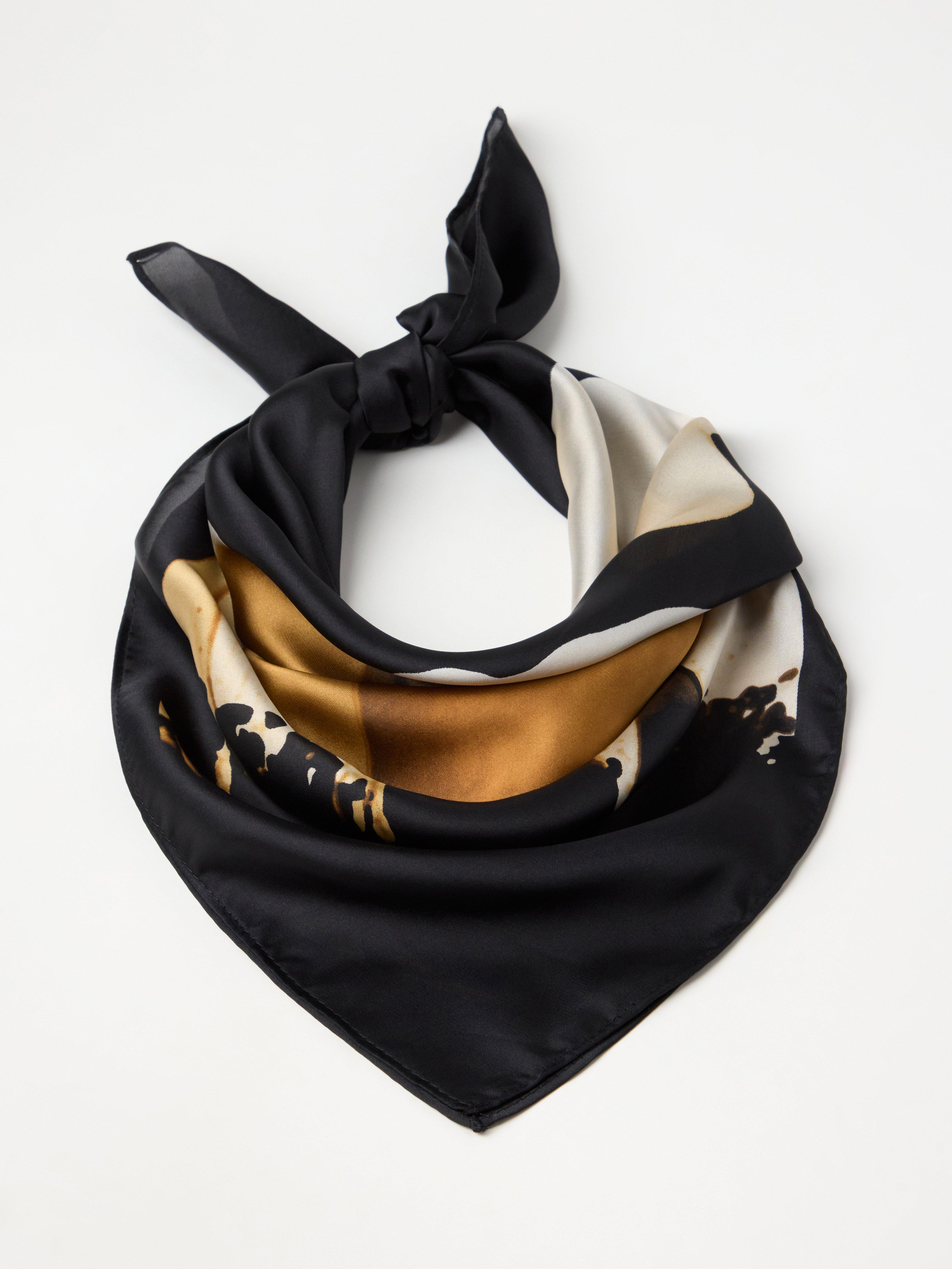 Scarf - Womens Wear - Beige