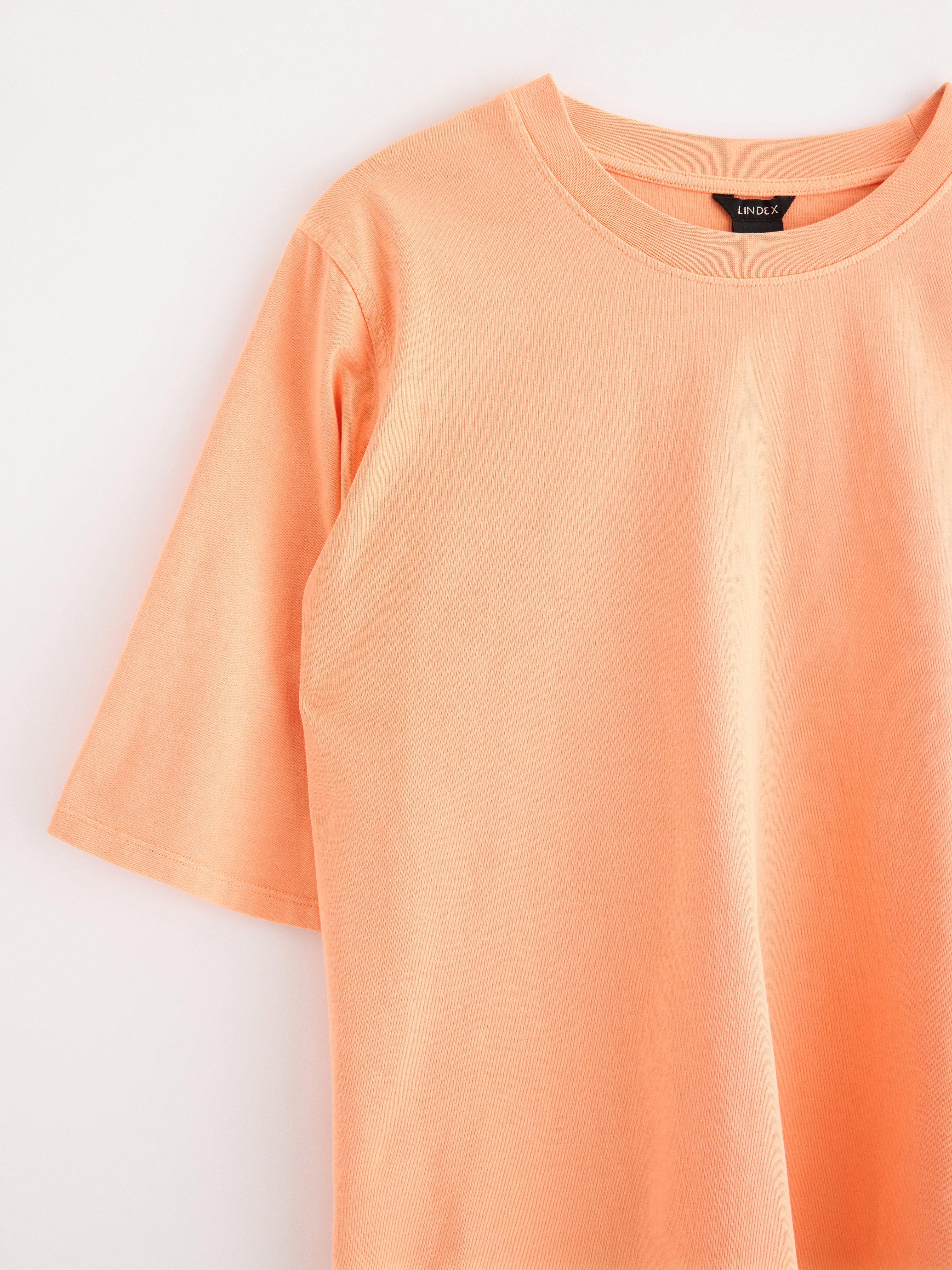 T-shirt - Womens Wear - Coral